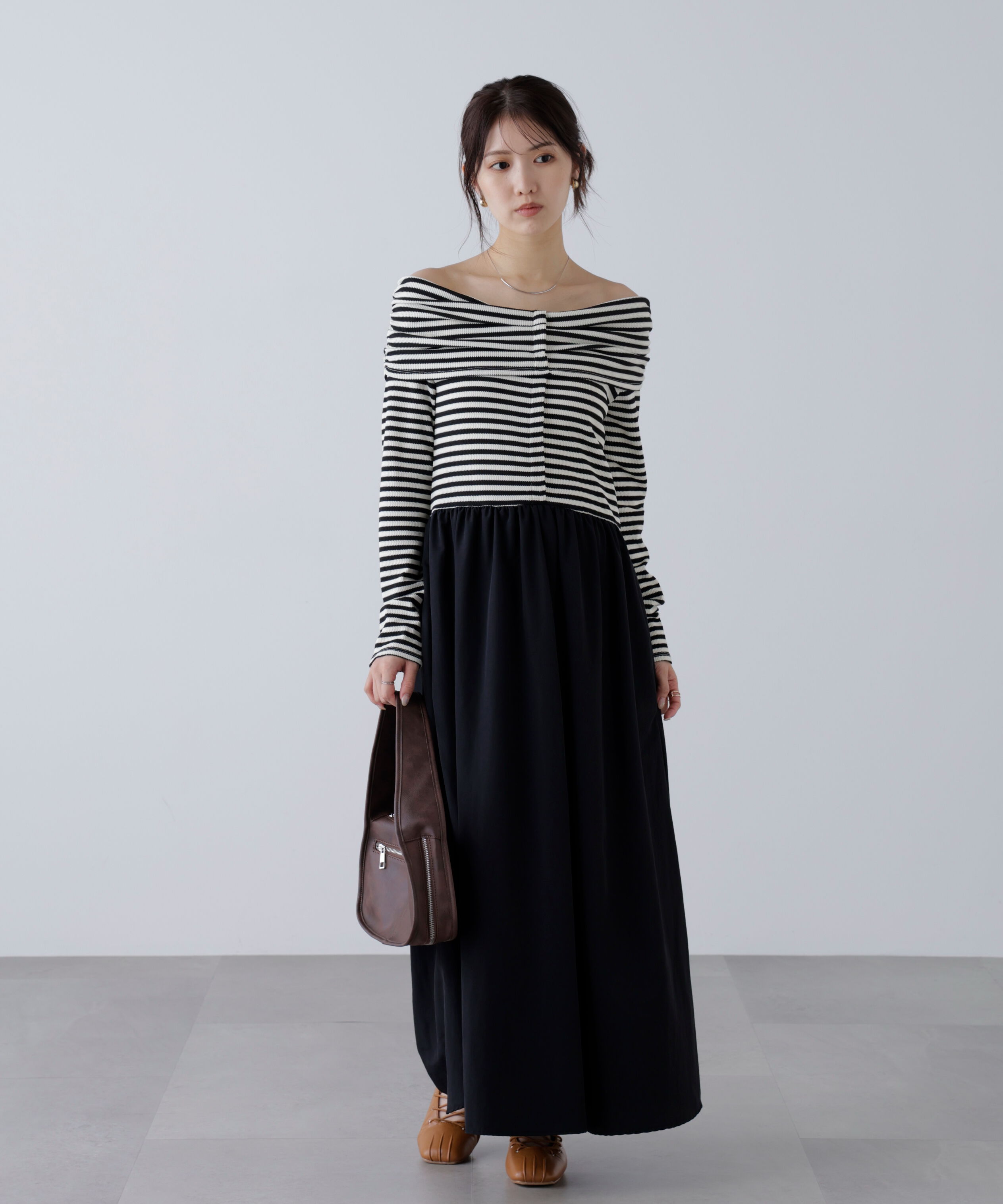  「オフショルドッキングワンピース」|ワンピース|