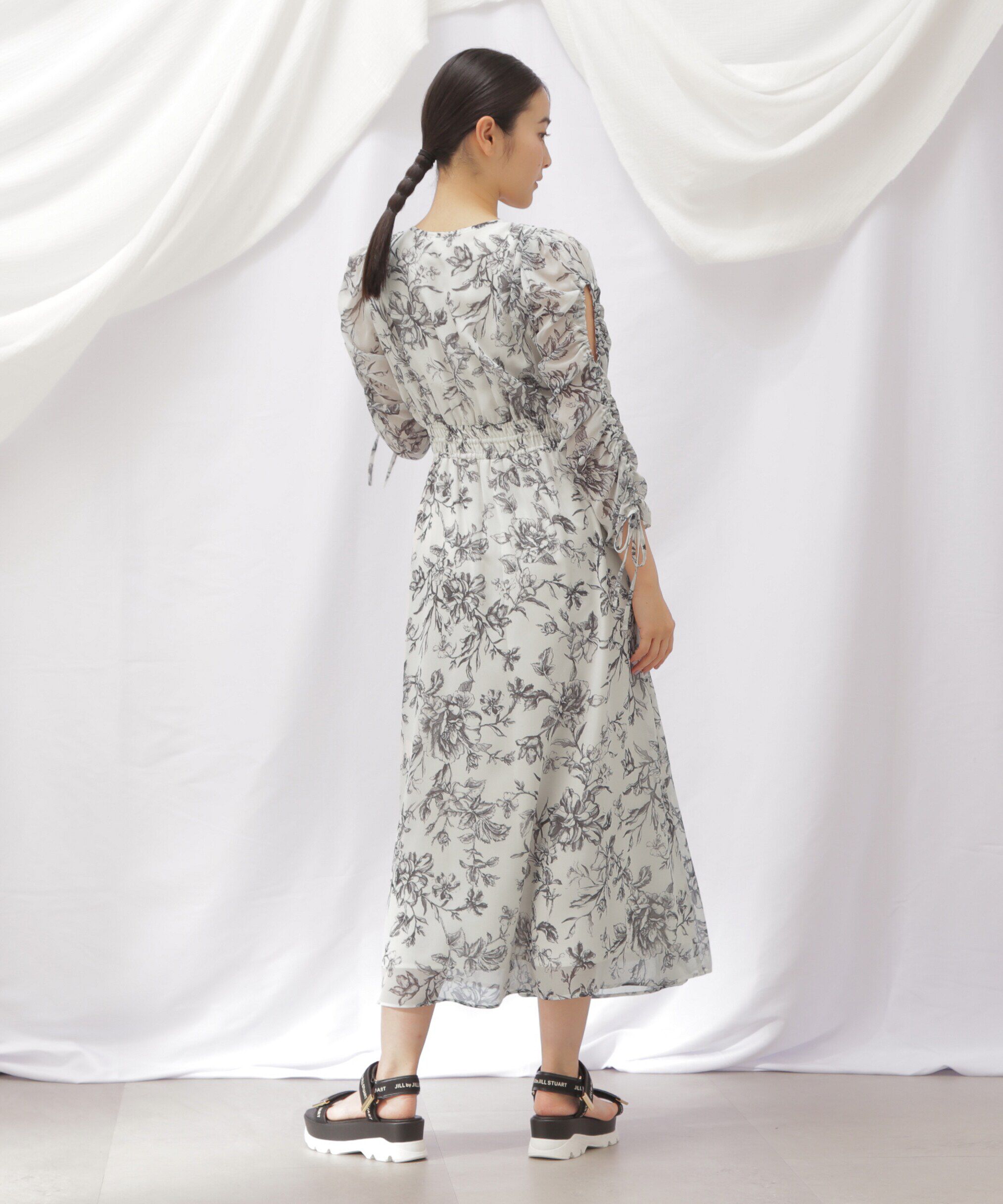  「◇ビッグフラワーシャーリングワンピース　WEB限定カラー：レッド」|ワンピース|