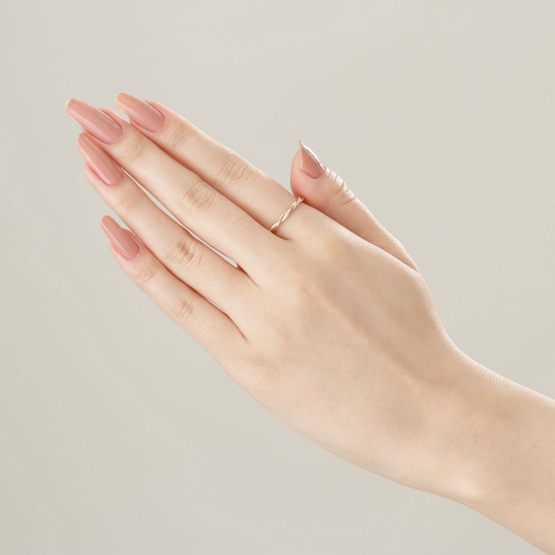 COCOSHNIK「K10丸線ねじり リング（16号）」|リング|