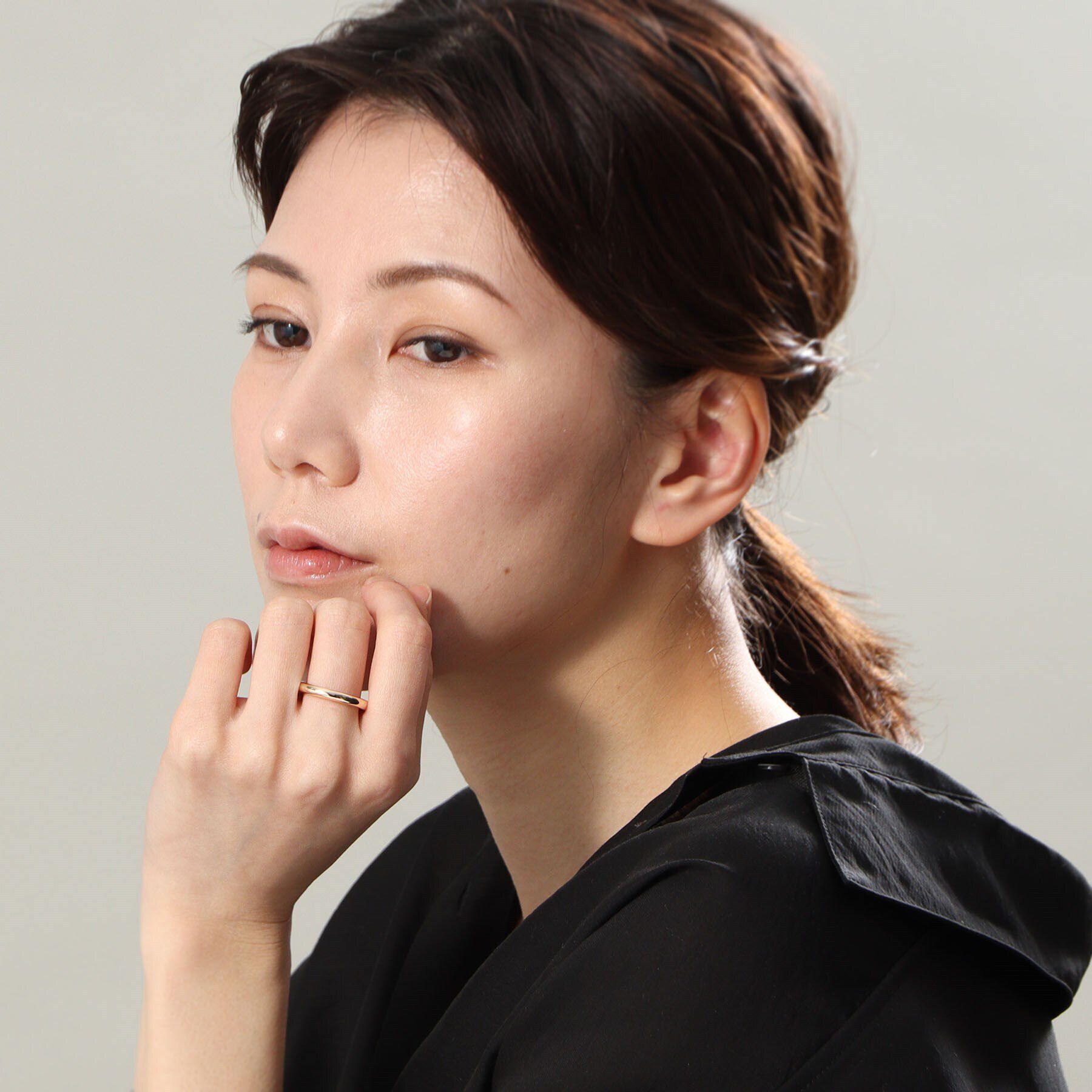 COCOSHNIK「K10丸線ボリューム イヤーカフ大」|イヤリング|