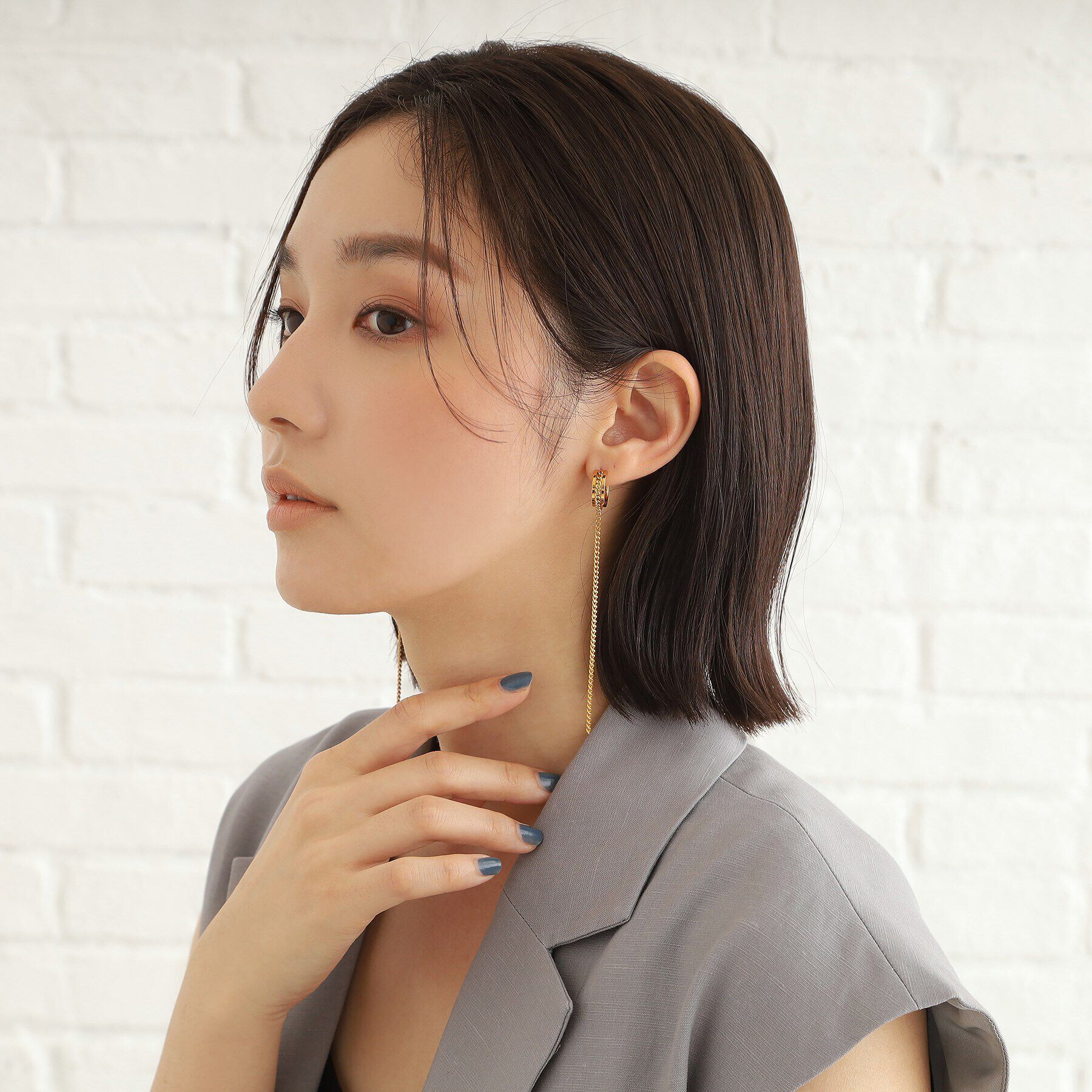 COCOSHNIK ONKITSCH「シルバー ハンギング カーブチェーンピアス GP」|ピアス|