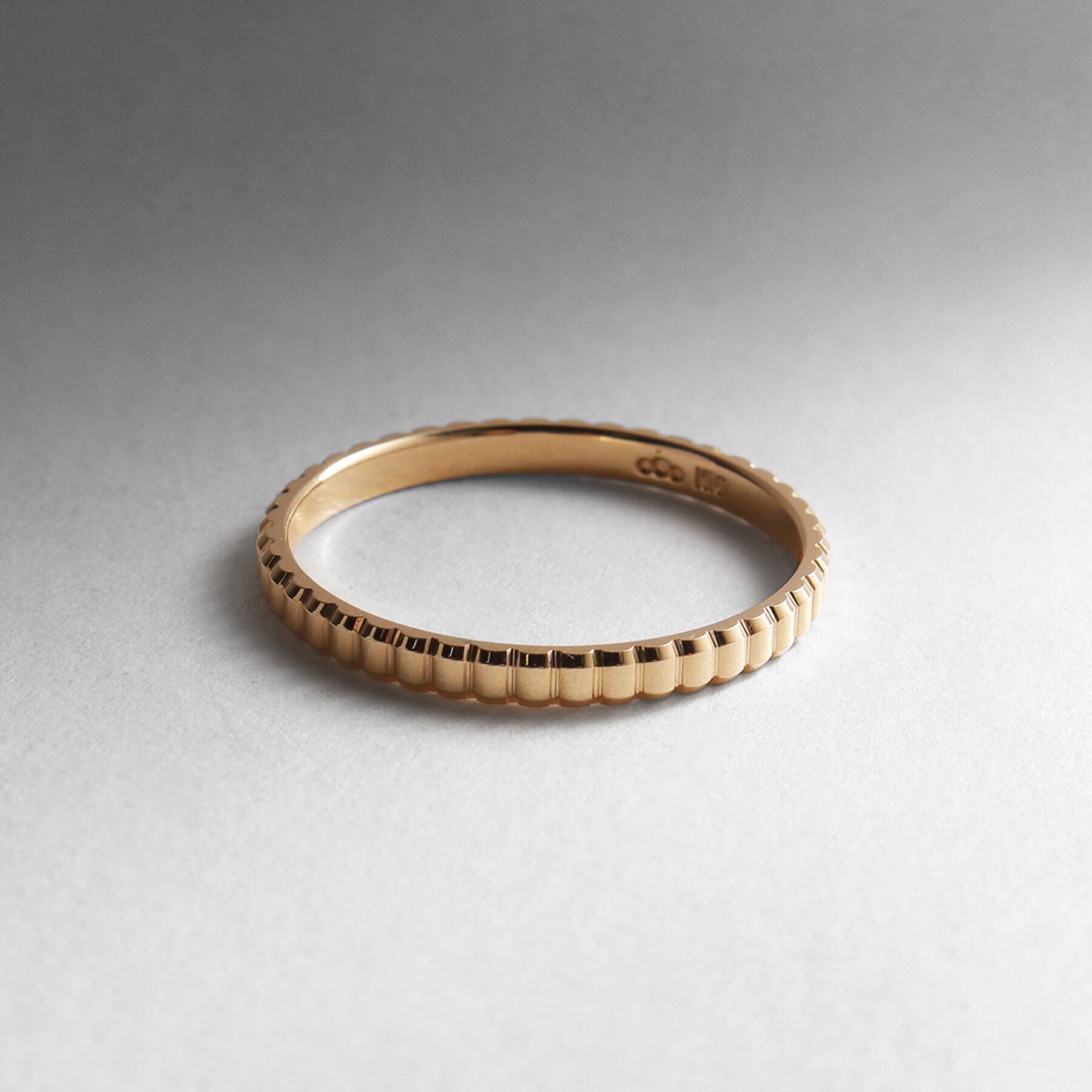 COCOSHNIK「K10ガドルーンカット細 リング大（16号）」|リング|