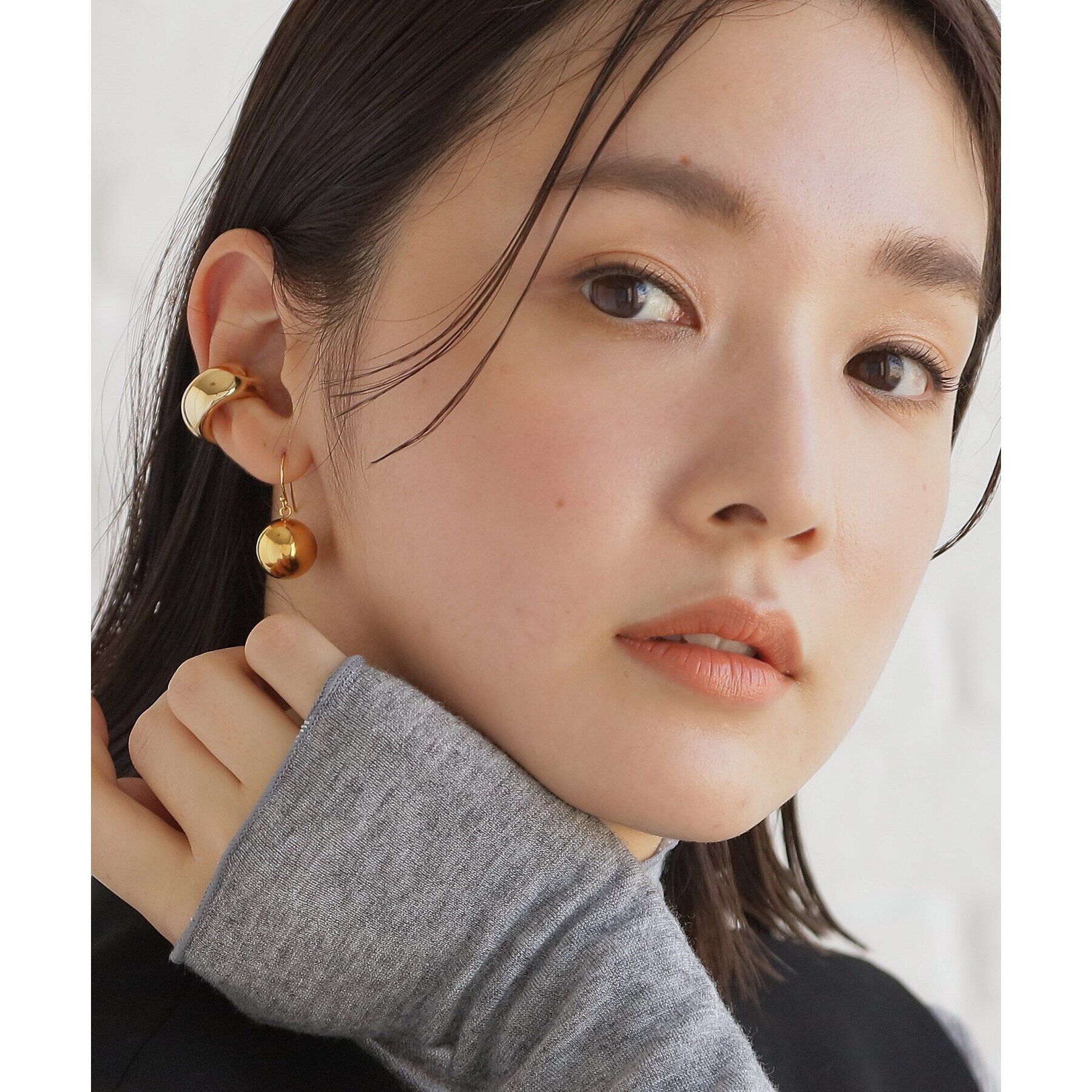 COCOSHNIK ONKITSCH「シルバー ホロウボール フックピアス GP」|ピアス|