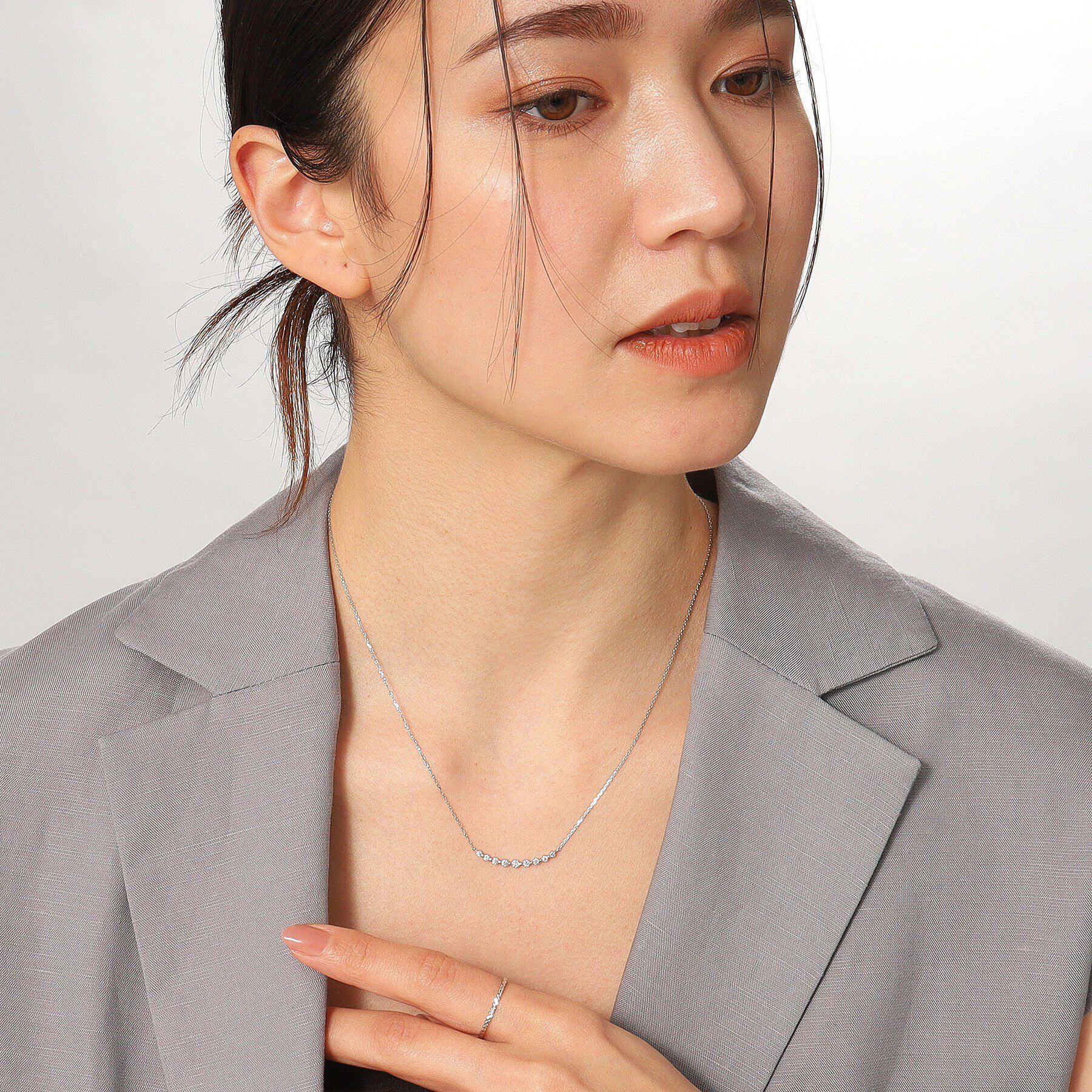 COCOSHNIK「プラチナ ダイヤモンド グラデーション9石 ネックレス」|ネックレス|