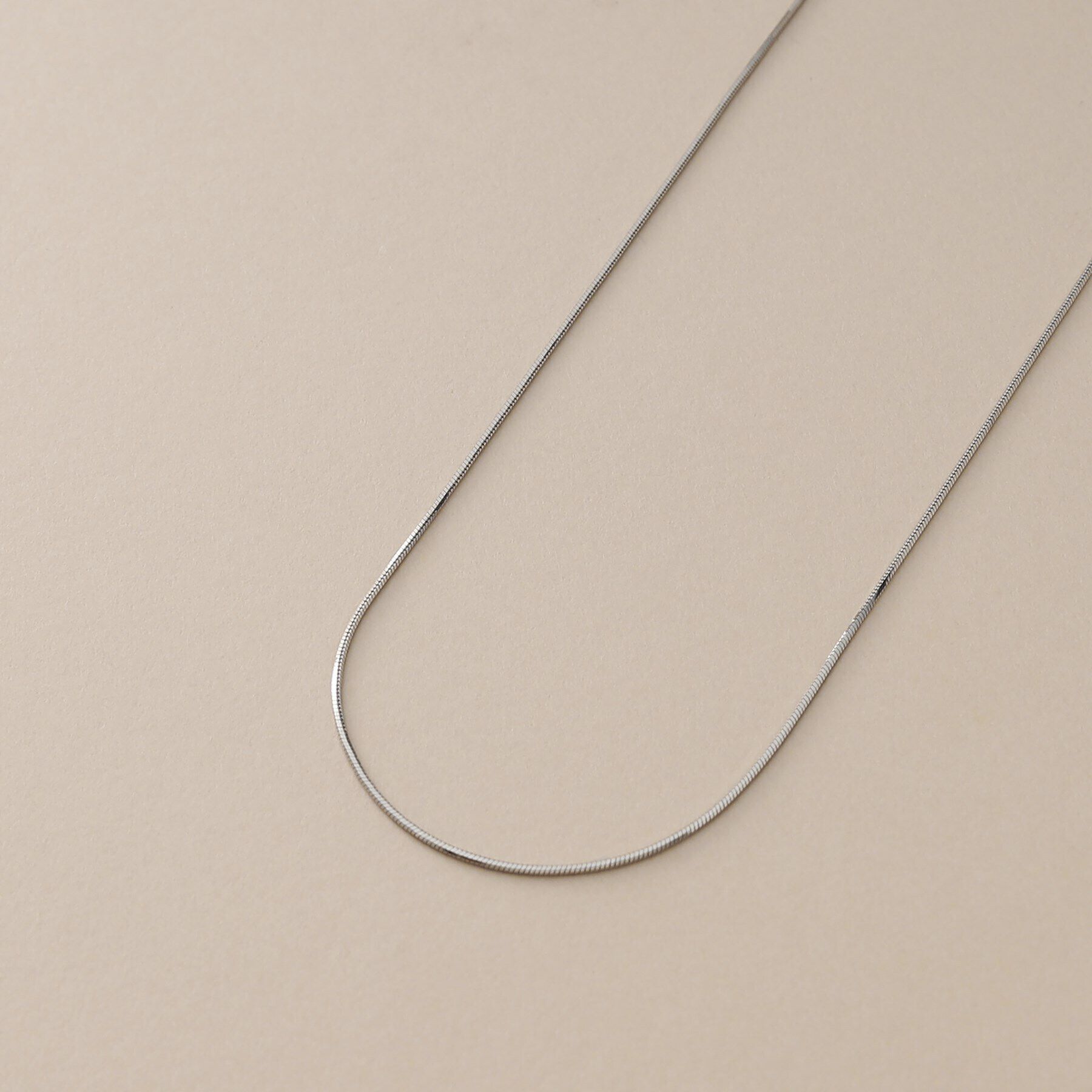 COCOSHNIK「プラチナ コンパクトチェーン ネックレス（40cm）」|ネックレス|