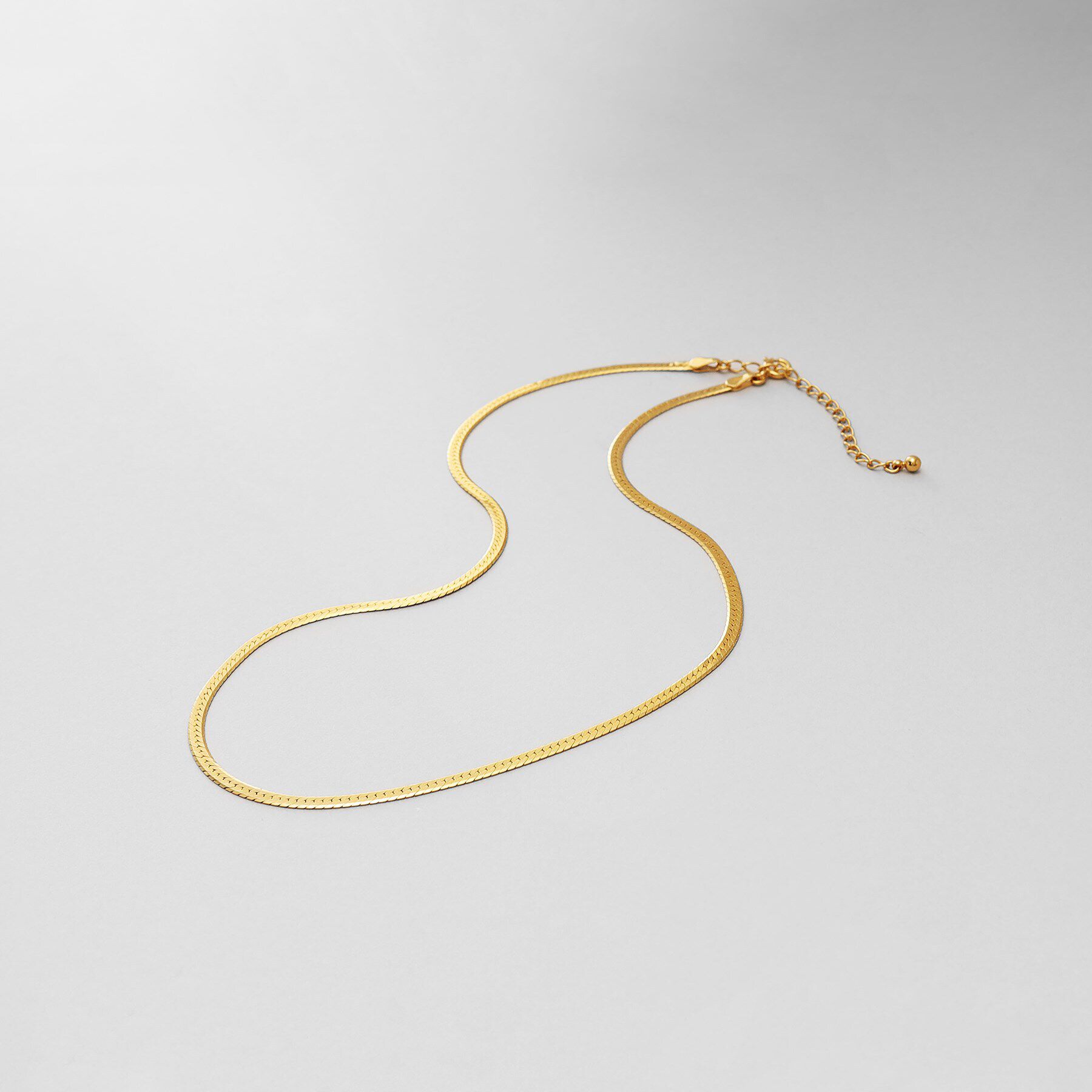 COCOSHNIK ONKITSCH「シルバー デザインチェーン フラットスネークネックレスM GP」|ネックレス|