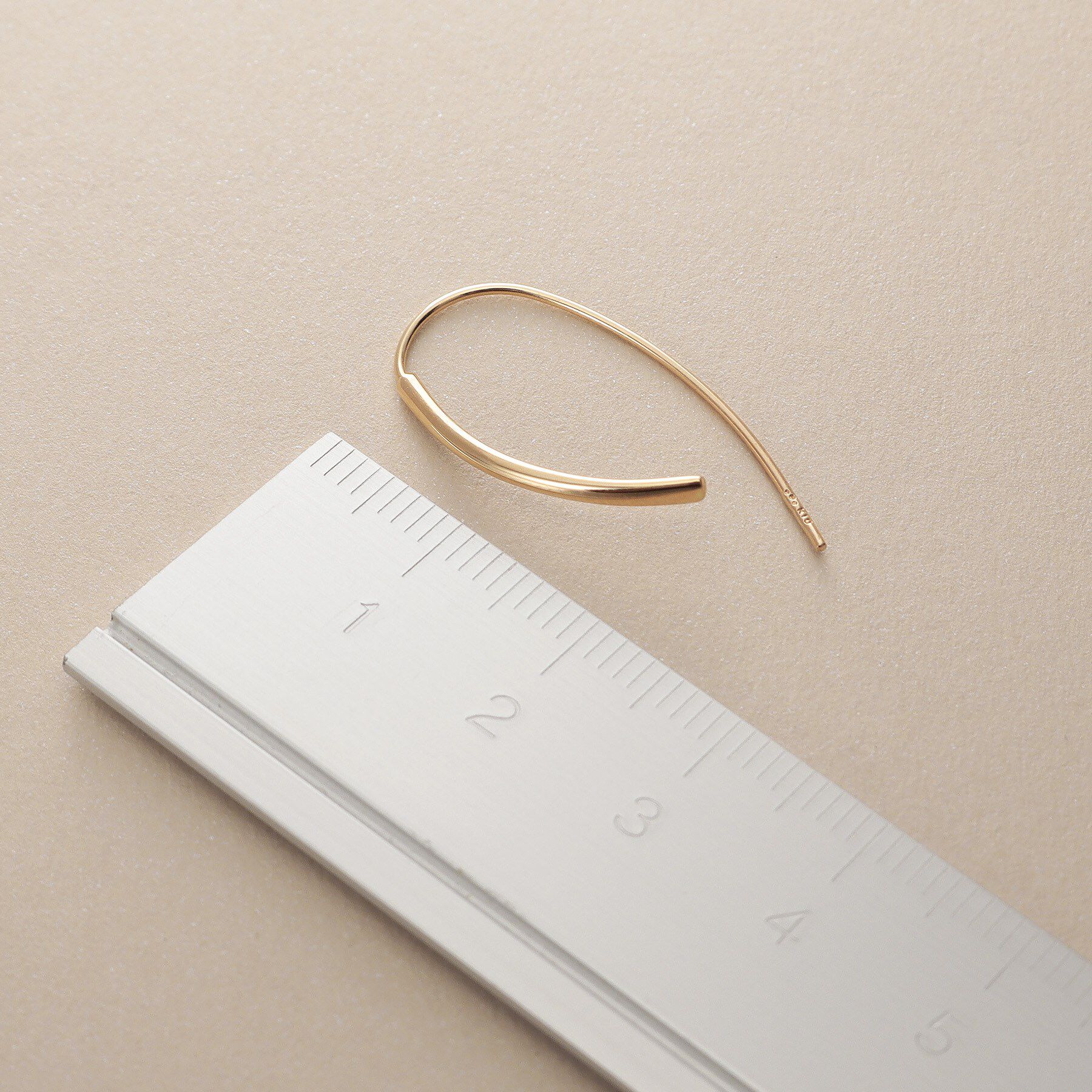 COCOSHNIK「K10中空マーキス フックピアス」|ピアス|