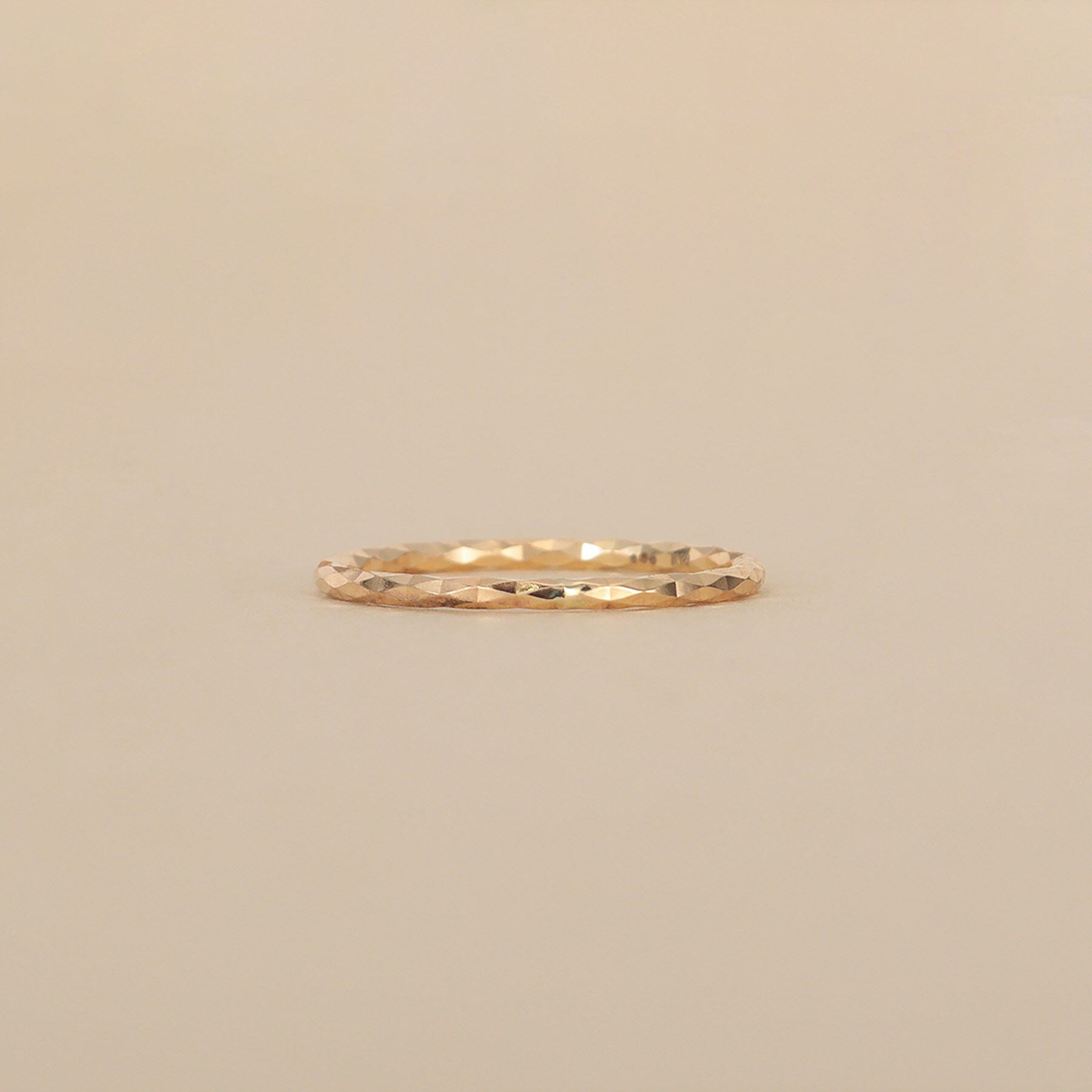 COCOSHNIK ONKITSCH「K10スキニーピンキーリング ミラーカット」|リング|