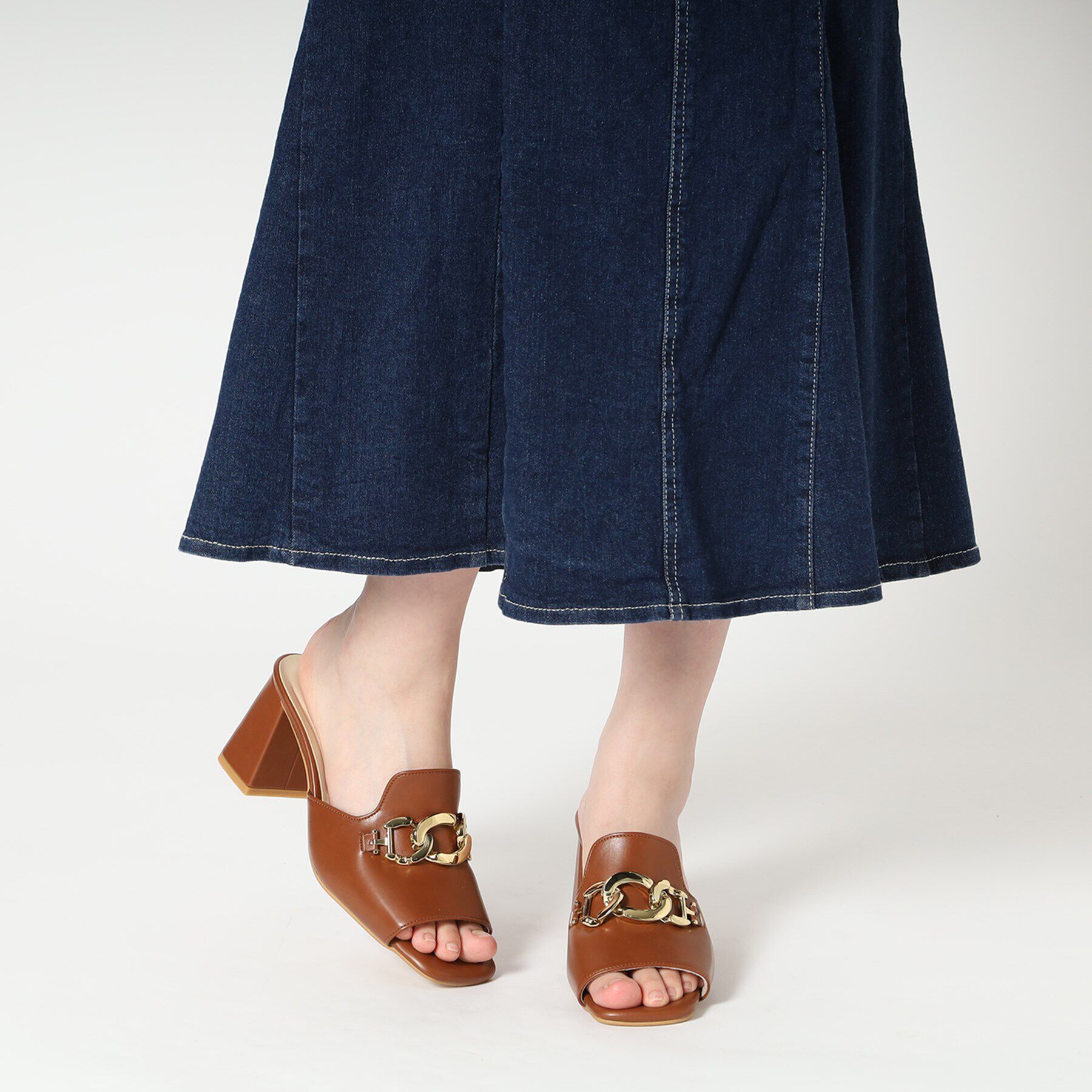 ESPERANZA「チェーン付きブロックヒールミュールサンダル」|サンダル|