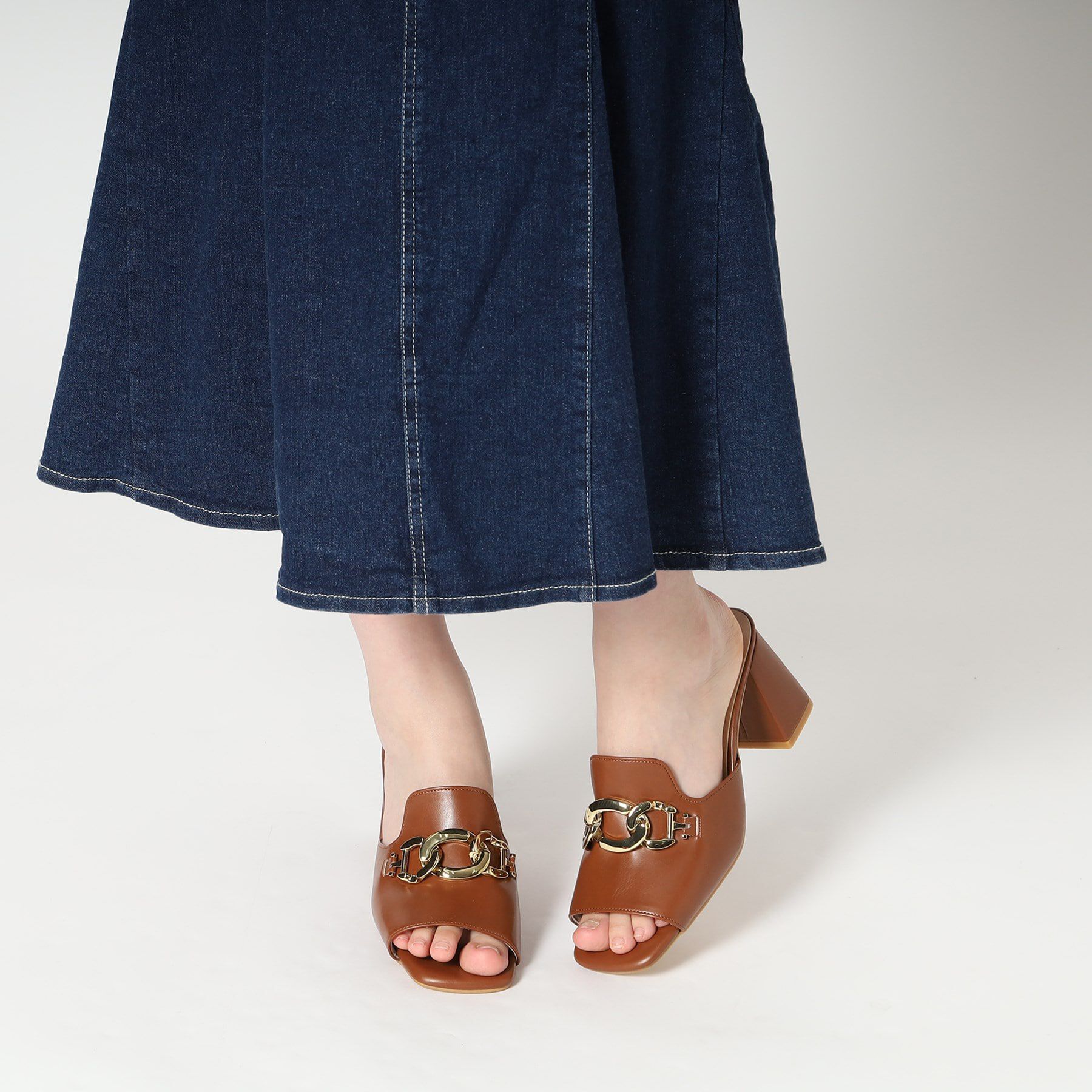 ESPERANZA「チェーン付きブロックヒールミュールサンダル」|サンダル|