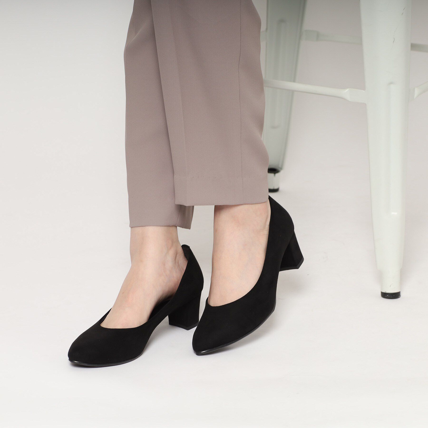 ESPERANZA「ブロックヒールアーモンドトゥパンプス」|パンプス|