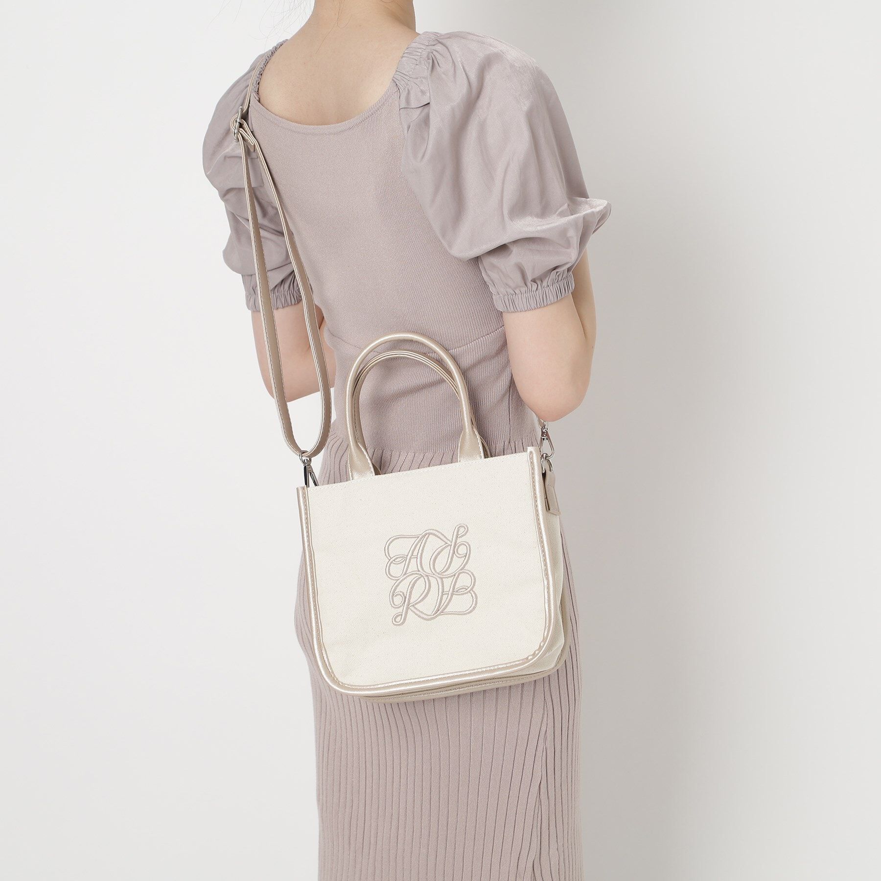 Ober Tashe「ロゴ刺繍ミニトート」|トートバッグ|