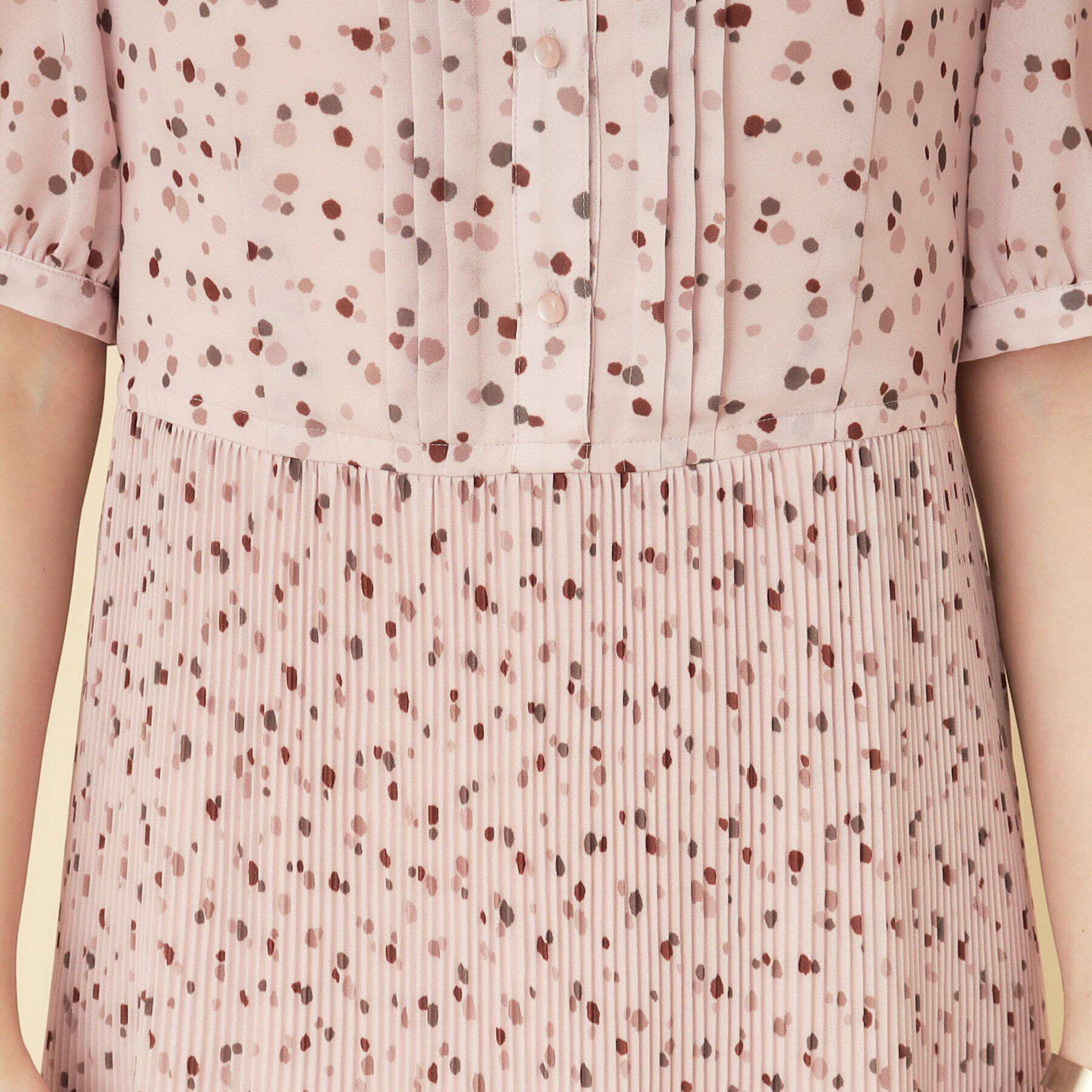 SunaUna「【ドット柄／ポリエステル】シフォンプリーツワンピース」|ワンピース|