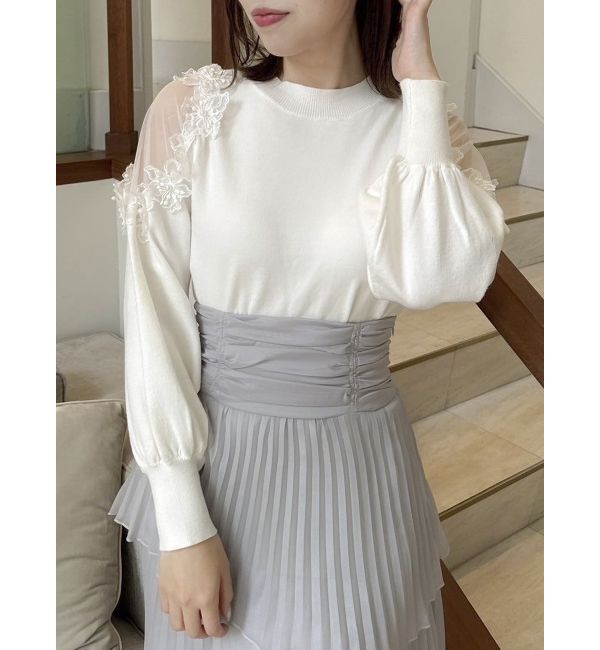 dazzlin「ショルダーフラワーニットプルオーバー」|ニット・セーター|オフホワイト