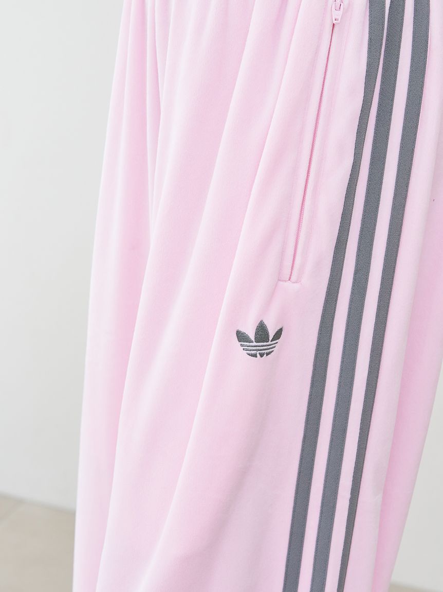 SNIDEL「【adidas Originals】FB TP VELOUR/ファイヤーバードトラックパンツベロア」|チノ|