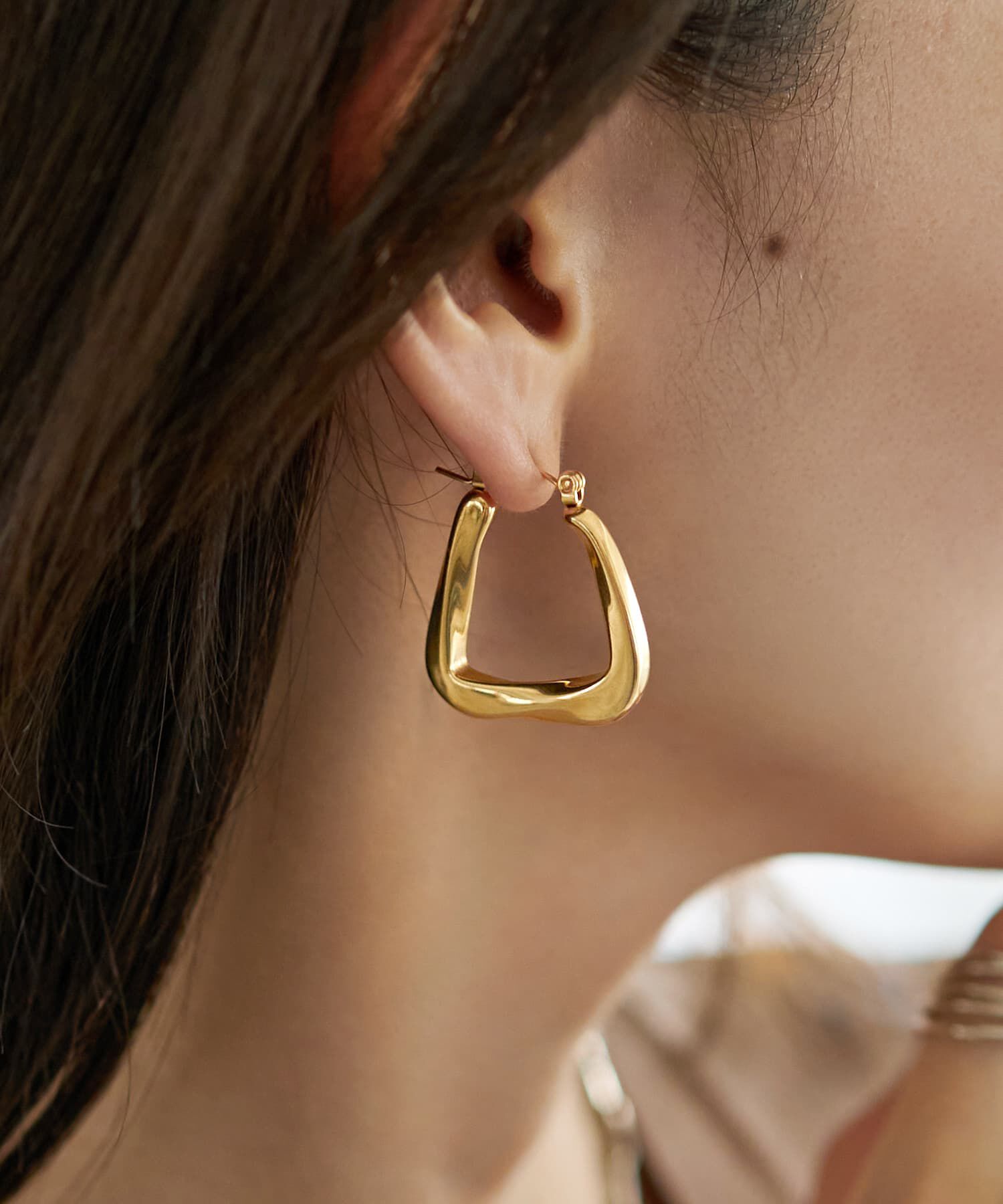 STYLE DELI「【金アレ対策】ひねり台形ステンレスピアス」|ピアス|