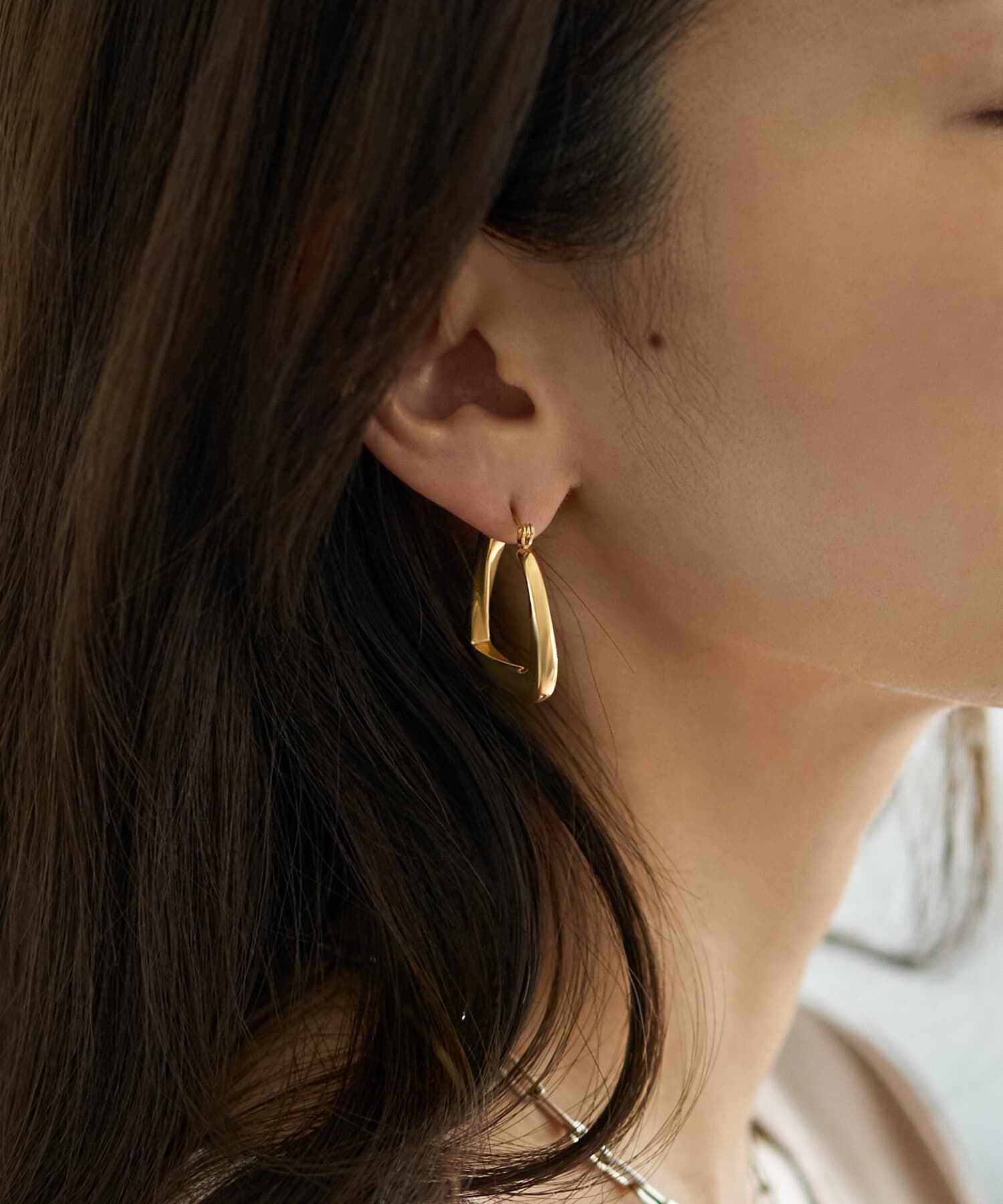 STYLE DELI「【金アレ対策】ひねり台形ステンレスピアス」|ピアス|