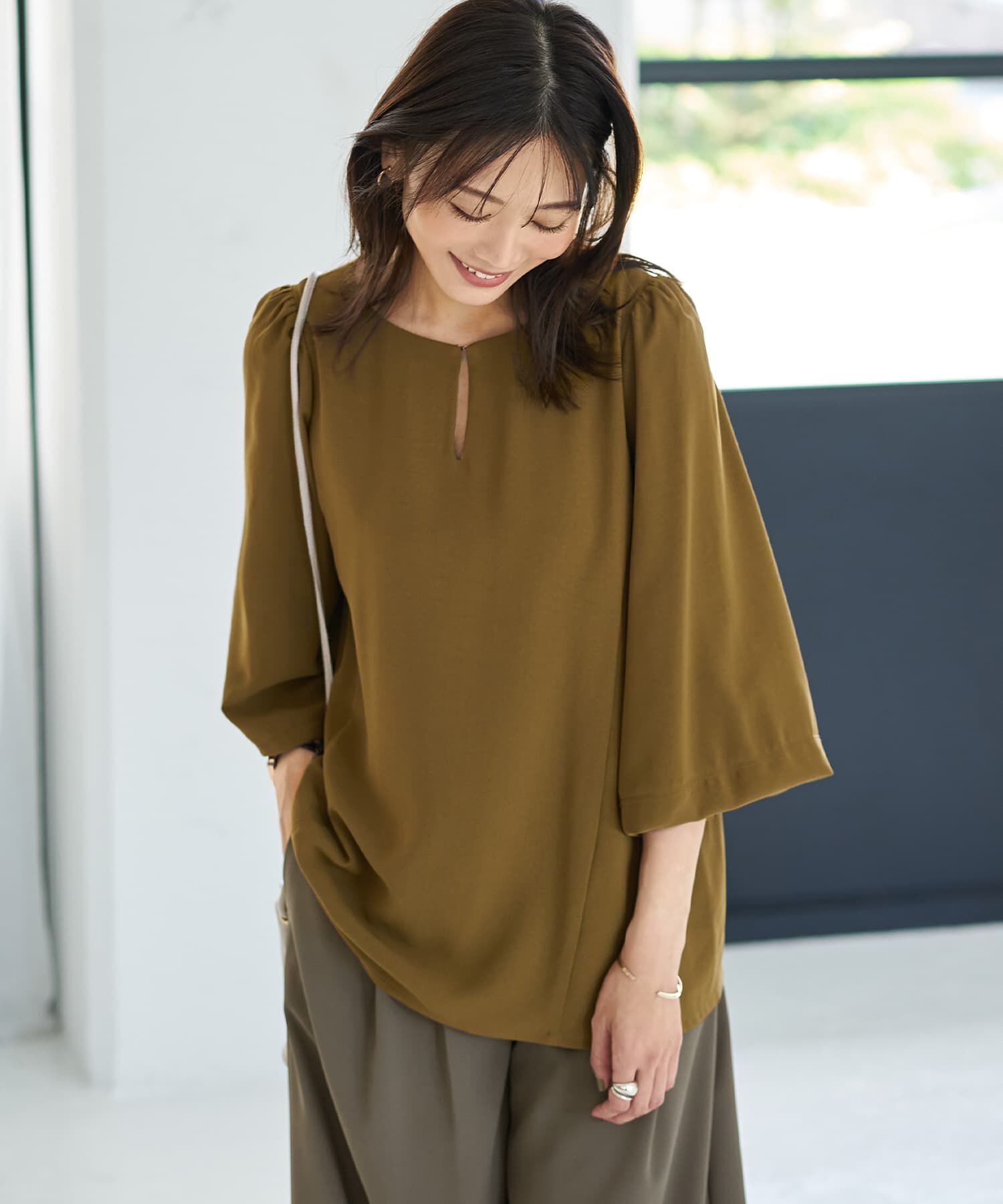 STYLE DELI「外せるパール付きチュニックブラウス」|シャツ・ブラウス|