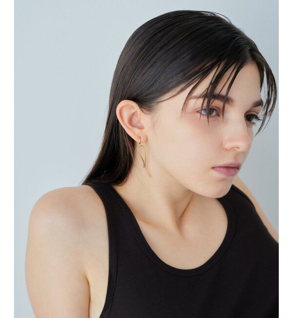 ete「カーヴィーライン イヤリング」|イヤリング|