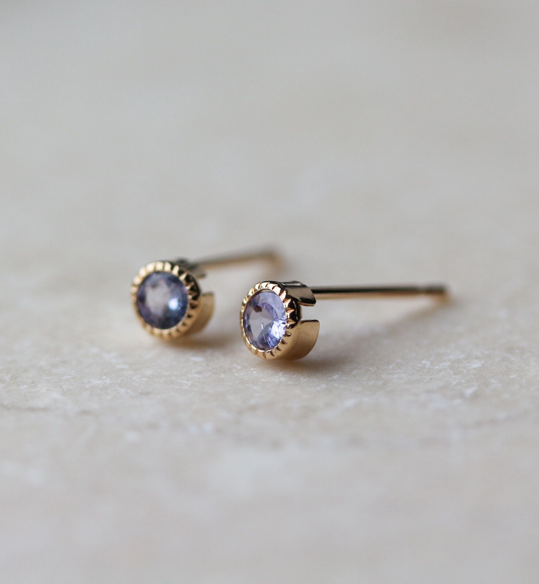  「タンザナイト ピアス | K10YG 」|ピアス|