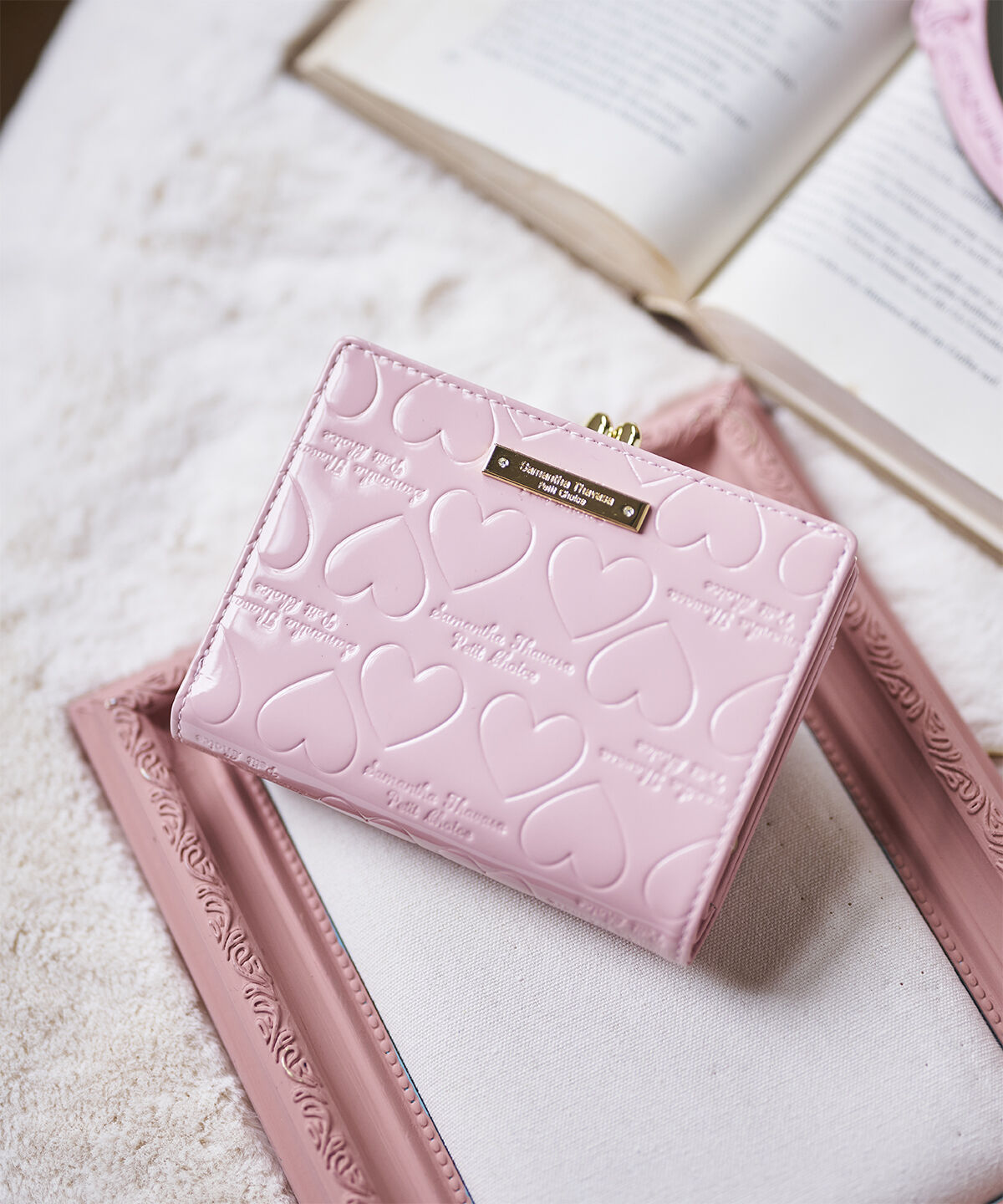 Samantha Thavasa Petit Choice「エナメルハート型押し 折財布」|財布|