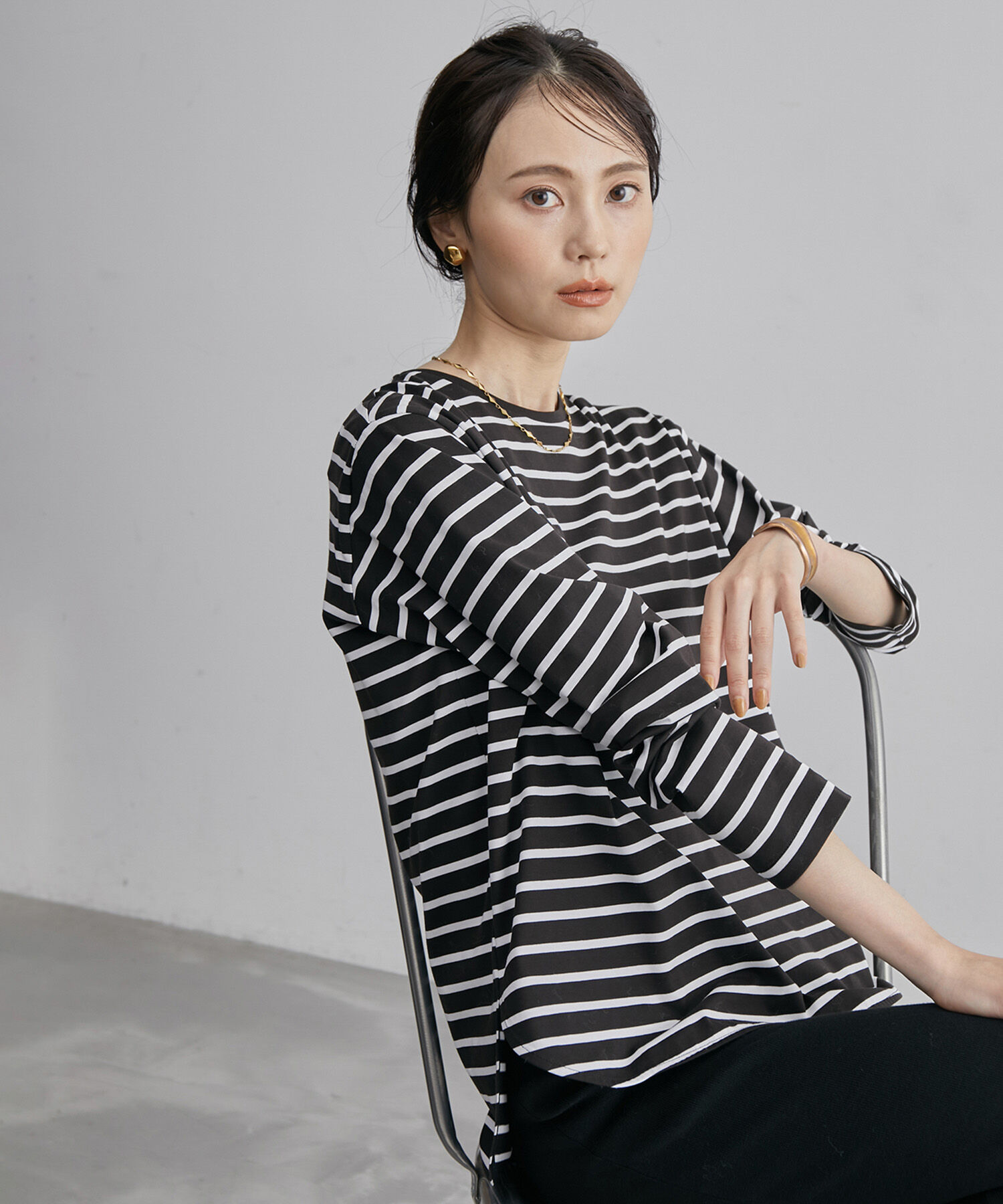 ROPE「ベーシックラウンドカットソー」|Tシャツ・カットソー|ブラック系(02)