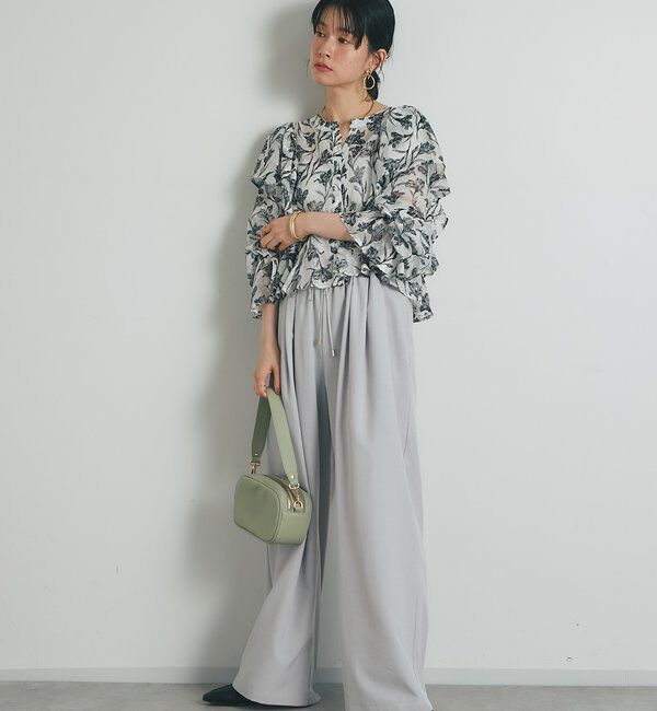  「《フェミニンムード漂う》フラワードビーブラウス」|シャツ・ブラウス|