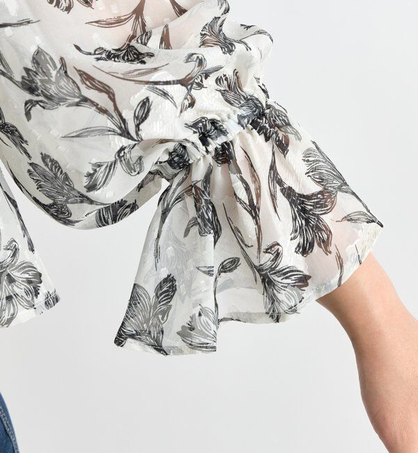  「《フェミニンムード漂う》フラワードビーブラウス」|シャツ・ブラウス|