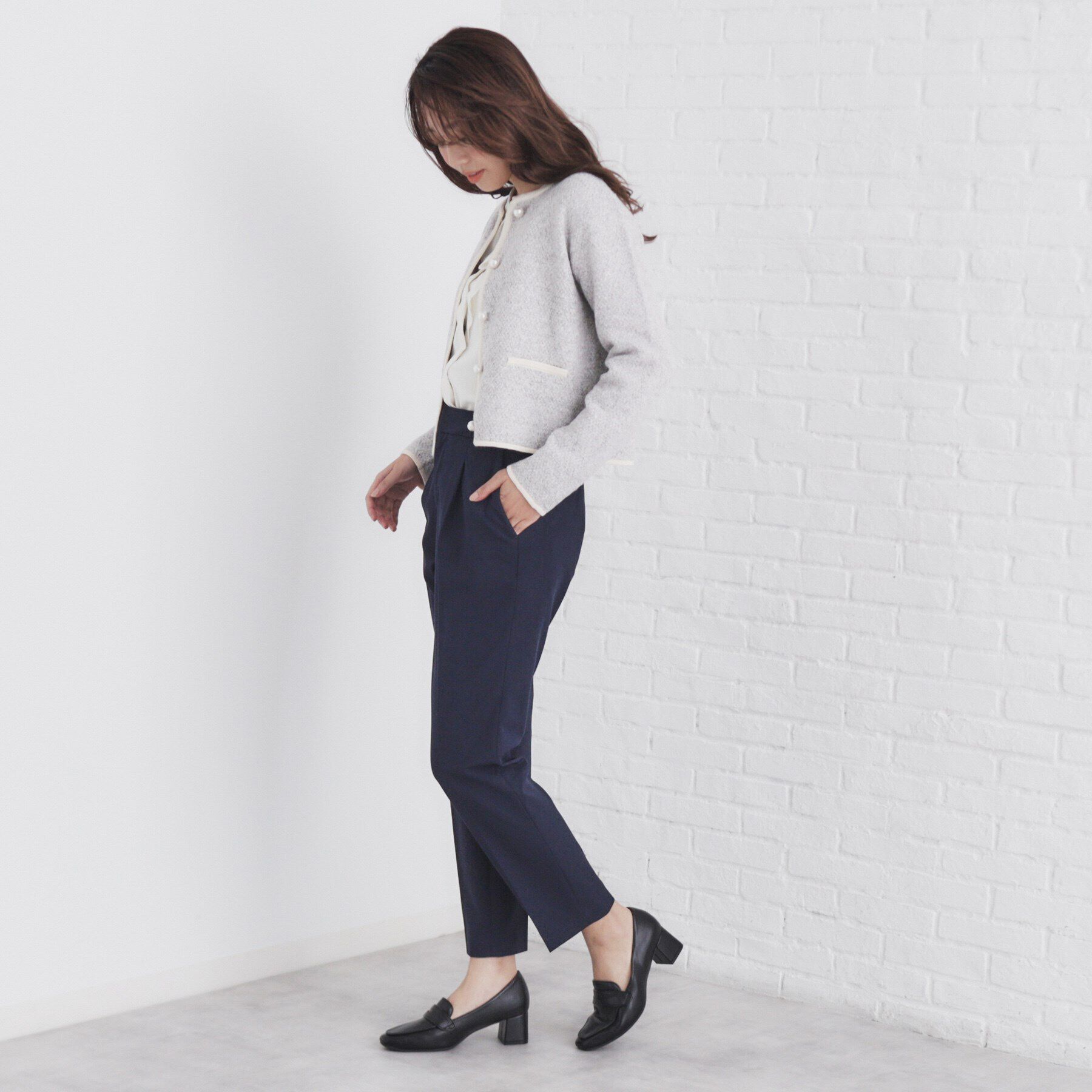 index「サイドベルト付きストレッチテーパードパンツ【洗濯機洗い可/イージーアイロン/防シワ】」|その他|