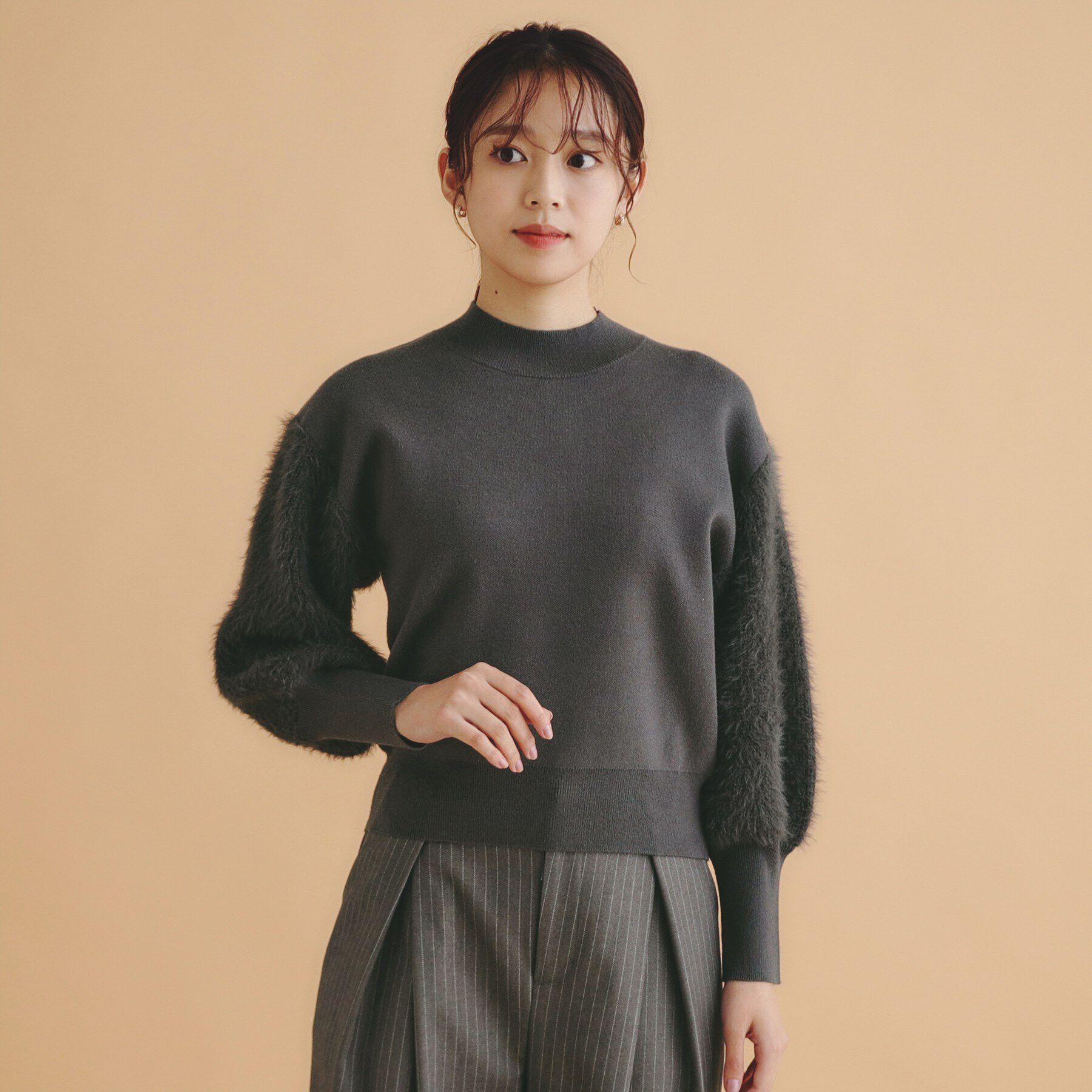 index「《美人百花掲載》フェザースリーブハイネックニット【洗濯機洗い可】」|ニット・セーター|