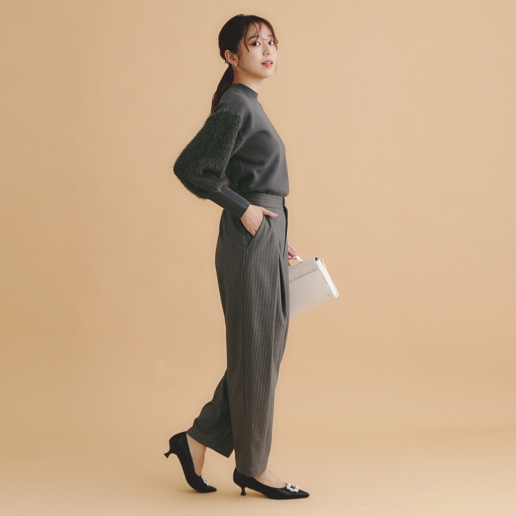 index「《美人百花掲載》フェザースリーブハイネックニット【洗濯機洗い可】」|ニット・セーター|