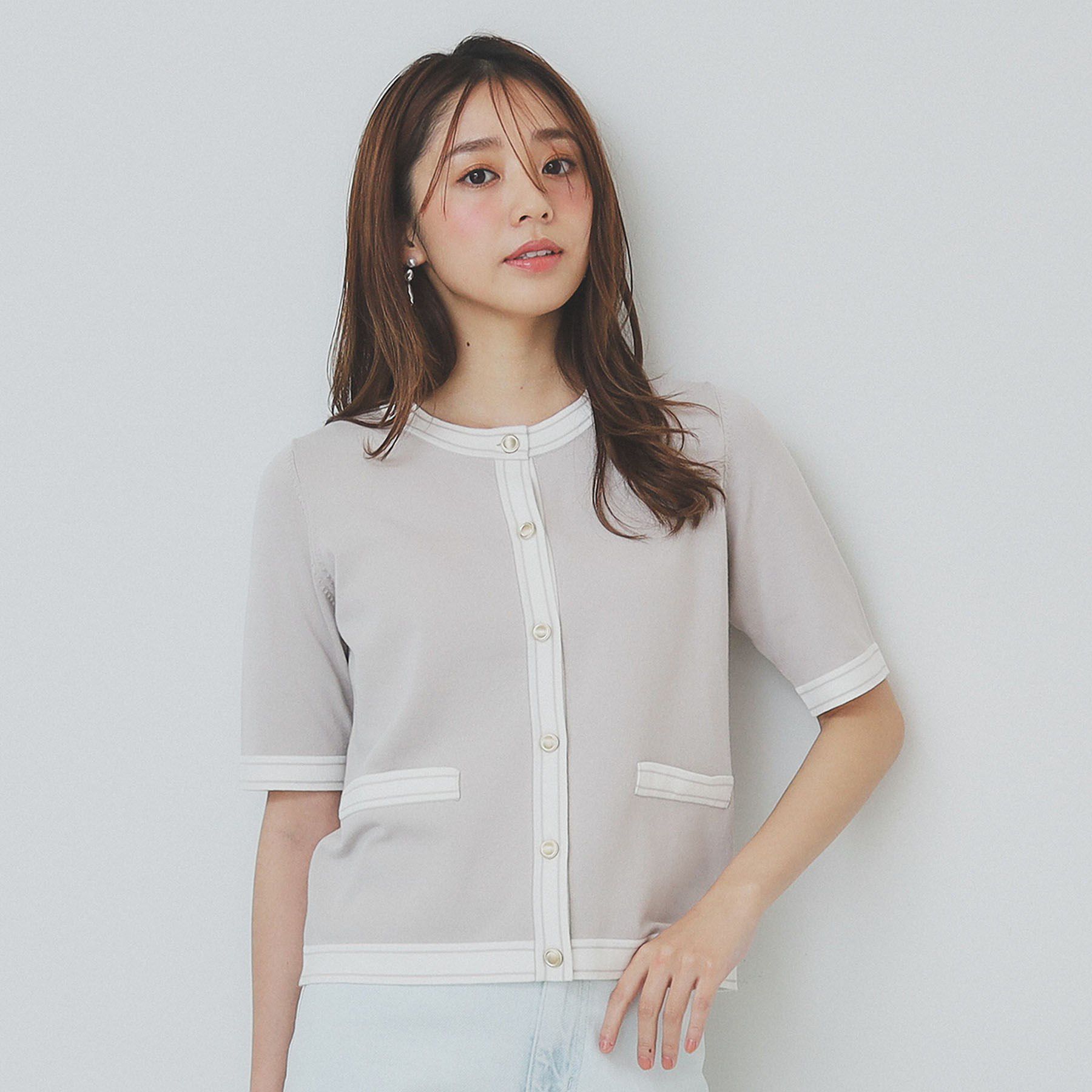 index「バイカラークルーネックカーディガン/オーガニックコットン混【UV/洗濯機洗い可】」|カーディガン|グレージュ(550)