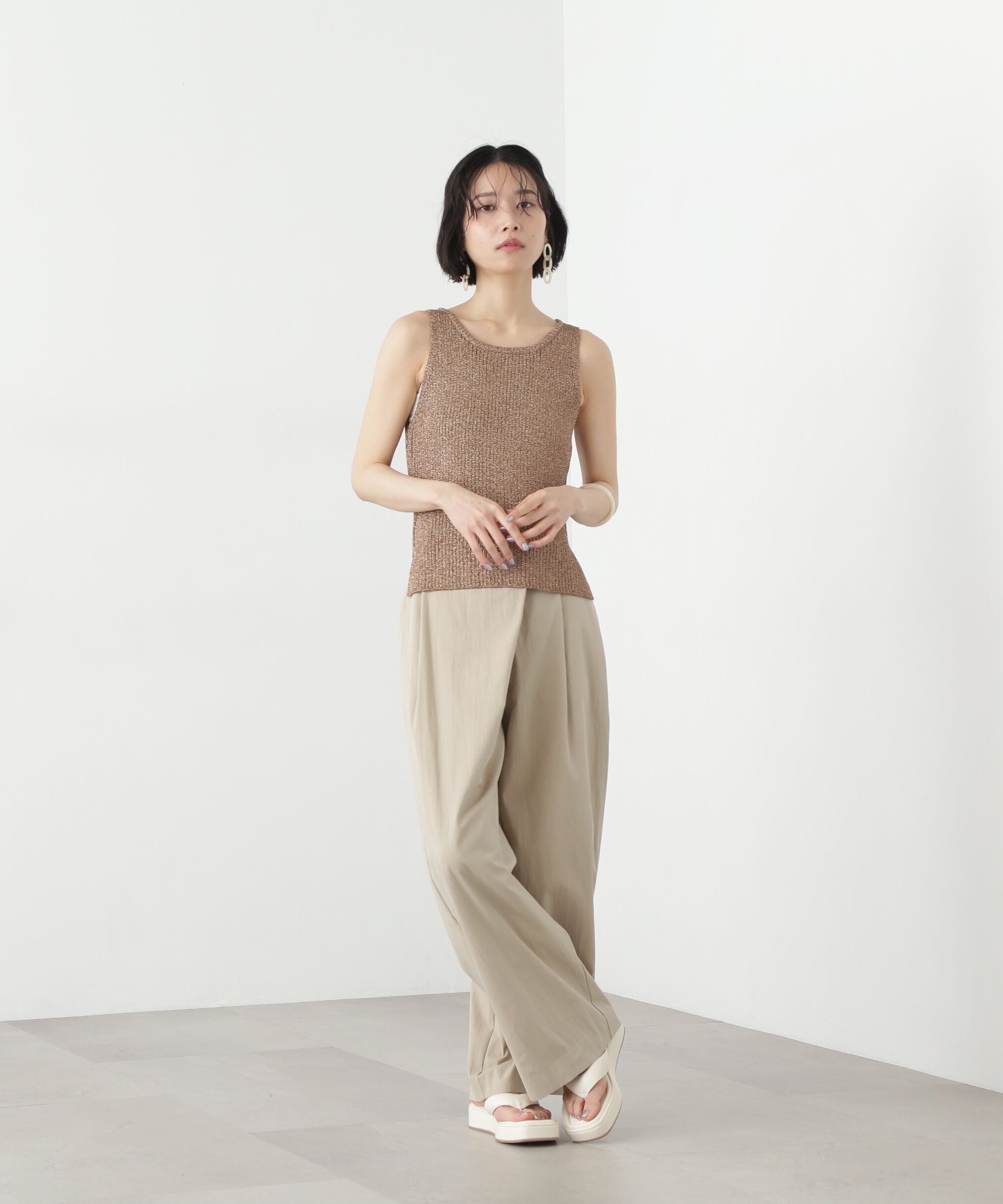  「ベルト付きラップ風ワイドパンツ」|その他|