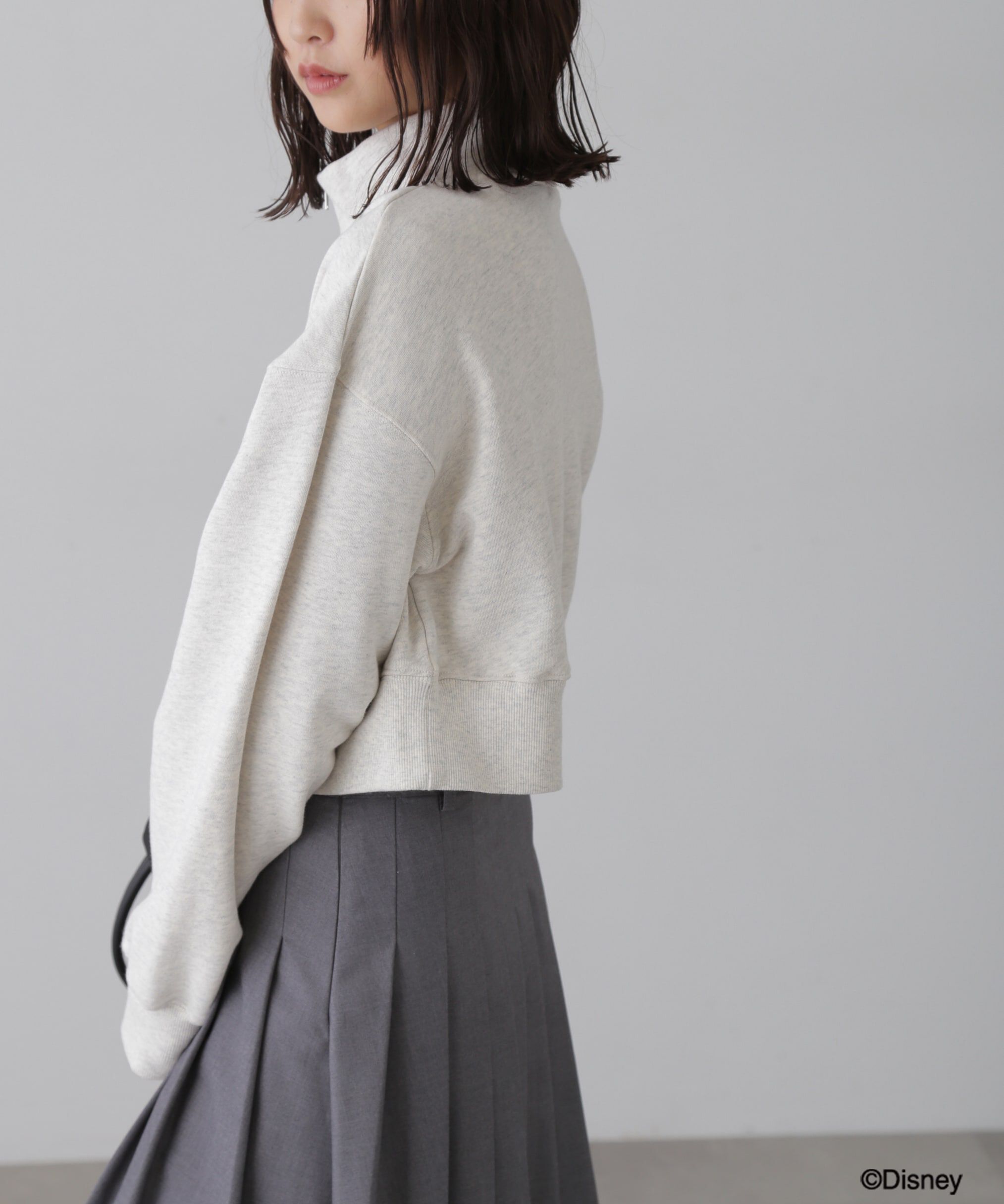  「〈ディズニーコレクション〉ハーフジップスウェット」|Tシャツ・カットソー|