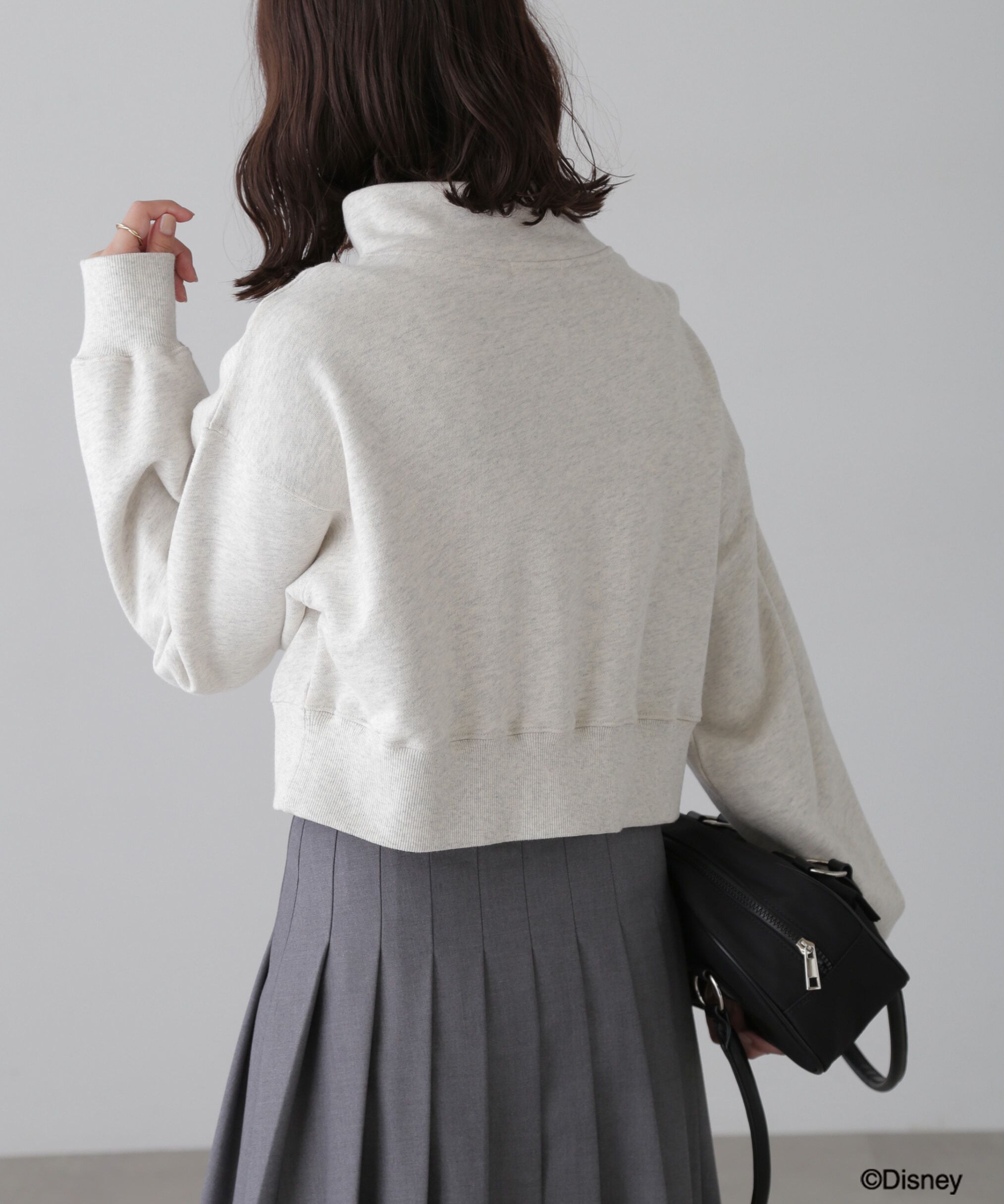  「〈ディズニーコレクション〉ハーフジップスウェット」|Tシャツ・カットソー|