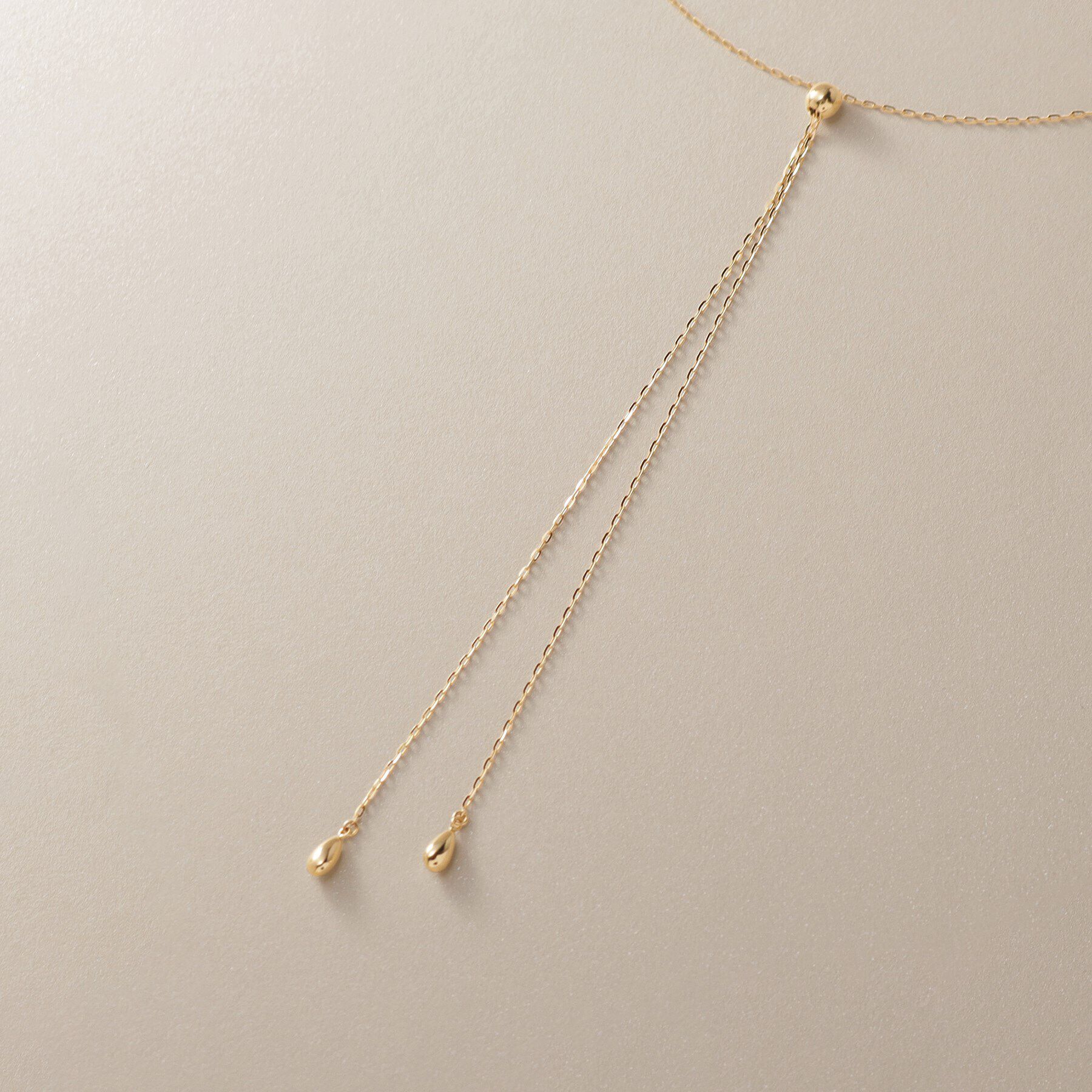 COCOSHNIK「K18中空ペアシェイプラリエット ネックレス」|ネックレス|