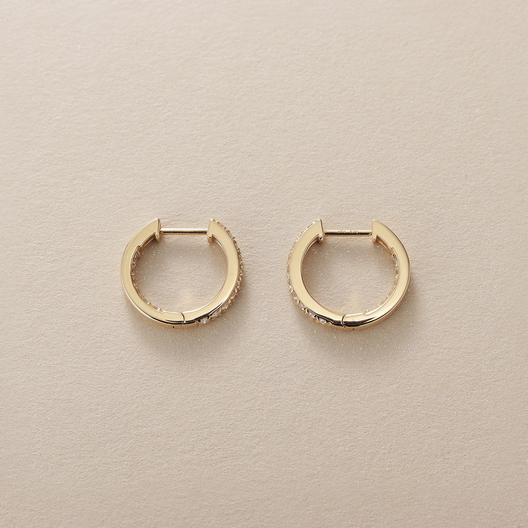 COCOSHNIK「K10ダイヤモンド インサイドダイヤ 中折れピアス」|ピアス|