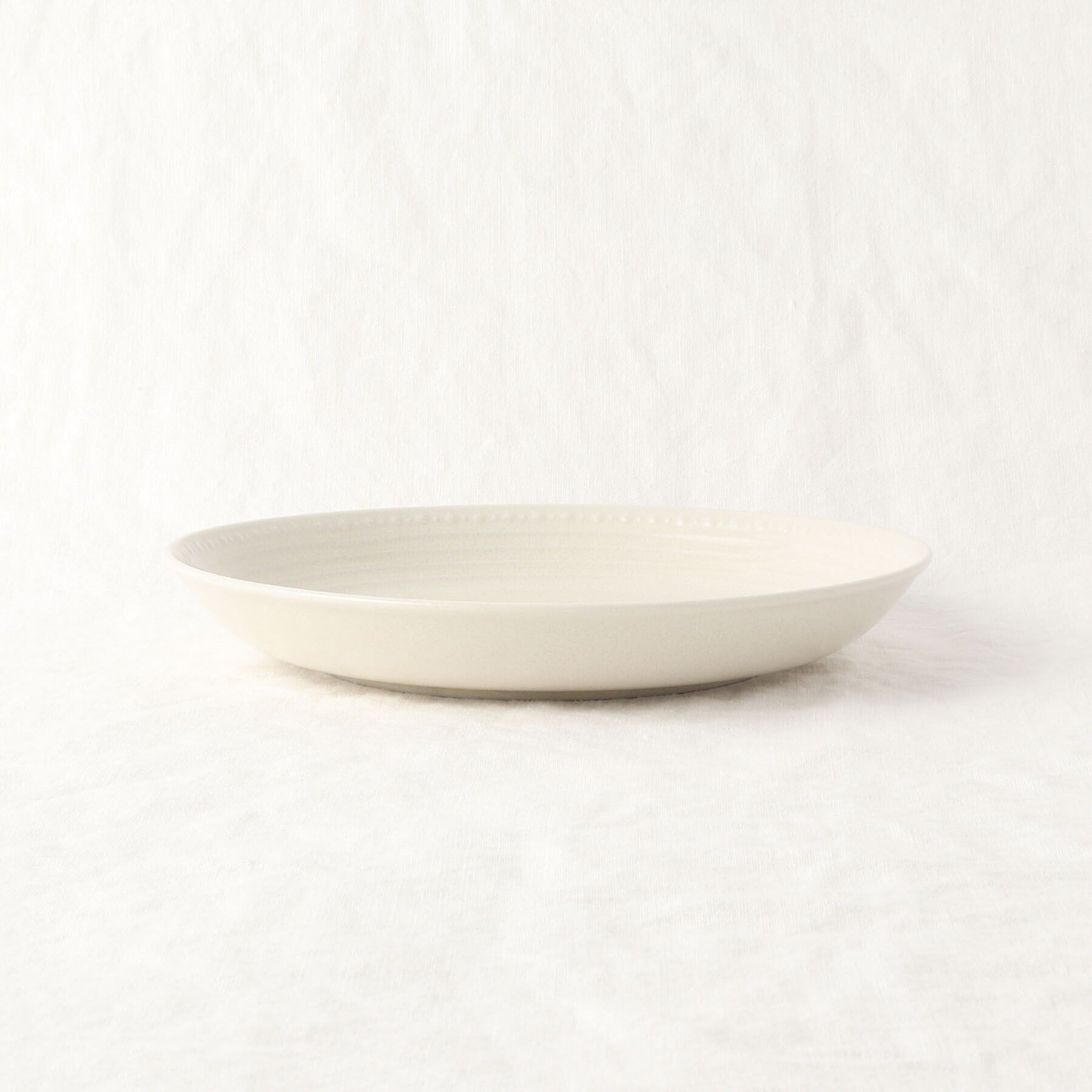 212 KITCHEN STORE「センプレ クーププレート 23cm クリーム」|食器・キッチングッズ|