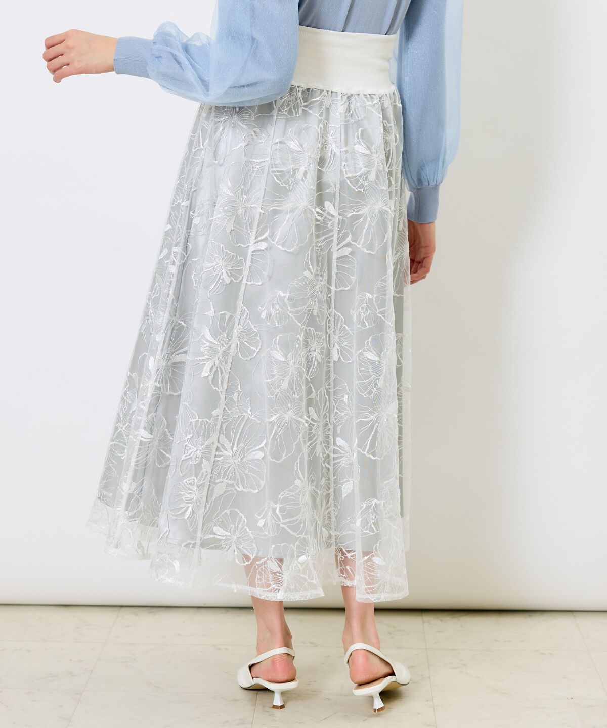 アンドクチュール「スパンコールフラワーチュールスカート」|フレア|