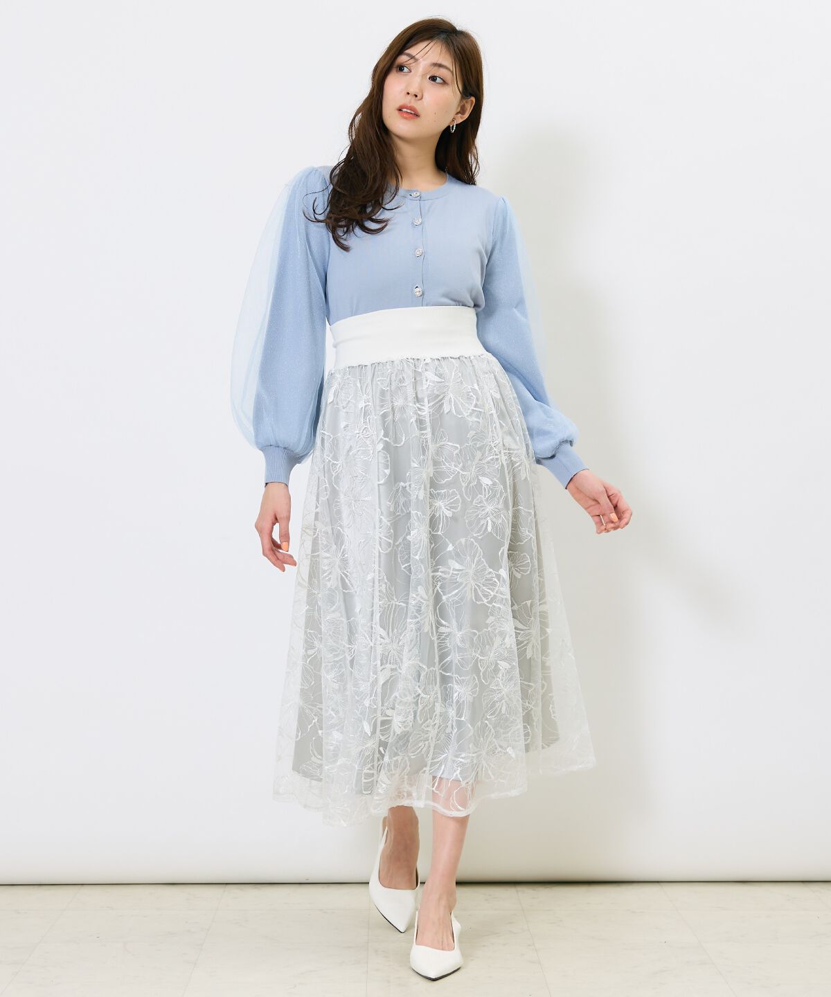 アンドクチュール「スパンコールフラワーチュールスカート」|フレア|