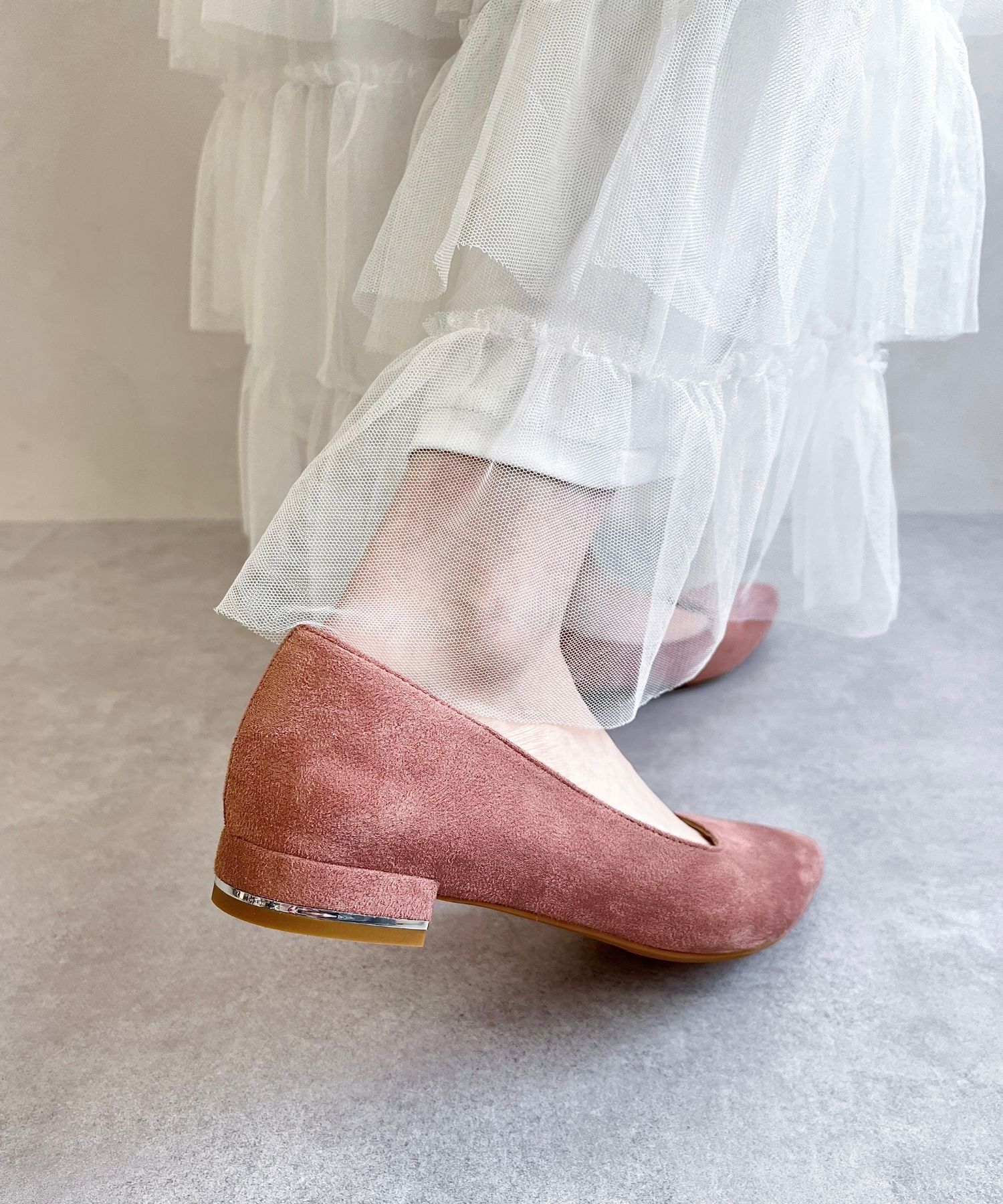 ORiental TRaffic「【跳べるパンプス/シリーズ累計１５０万足突破】メタリックライン フラット /R-3218 パンプス クッション」|パンプス|