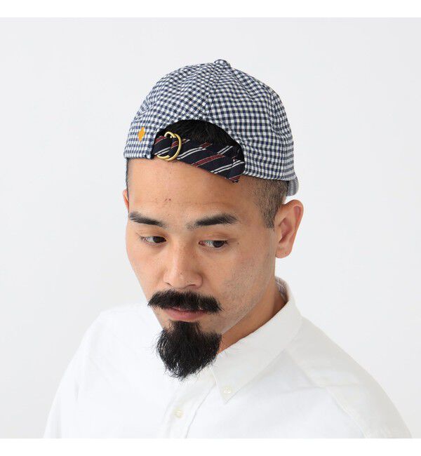 BEAMS PLUS「BEAMS PLUS / レジメンタル ストラップ サッカー 6パネル キャップ」|その他|