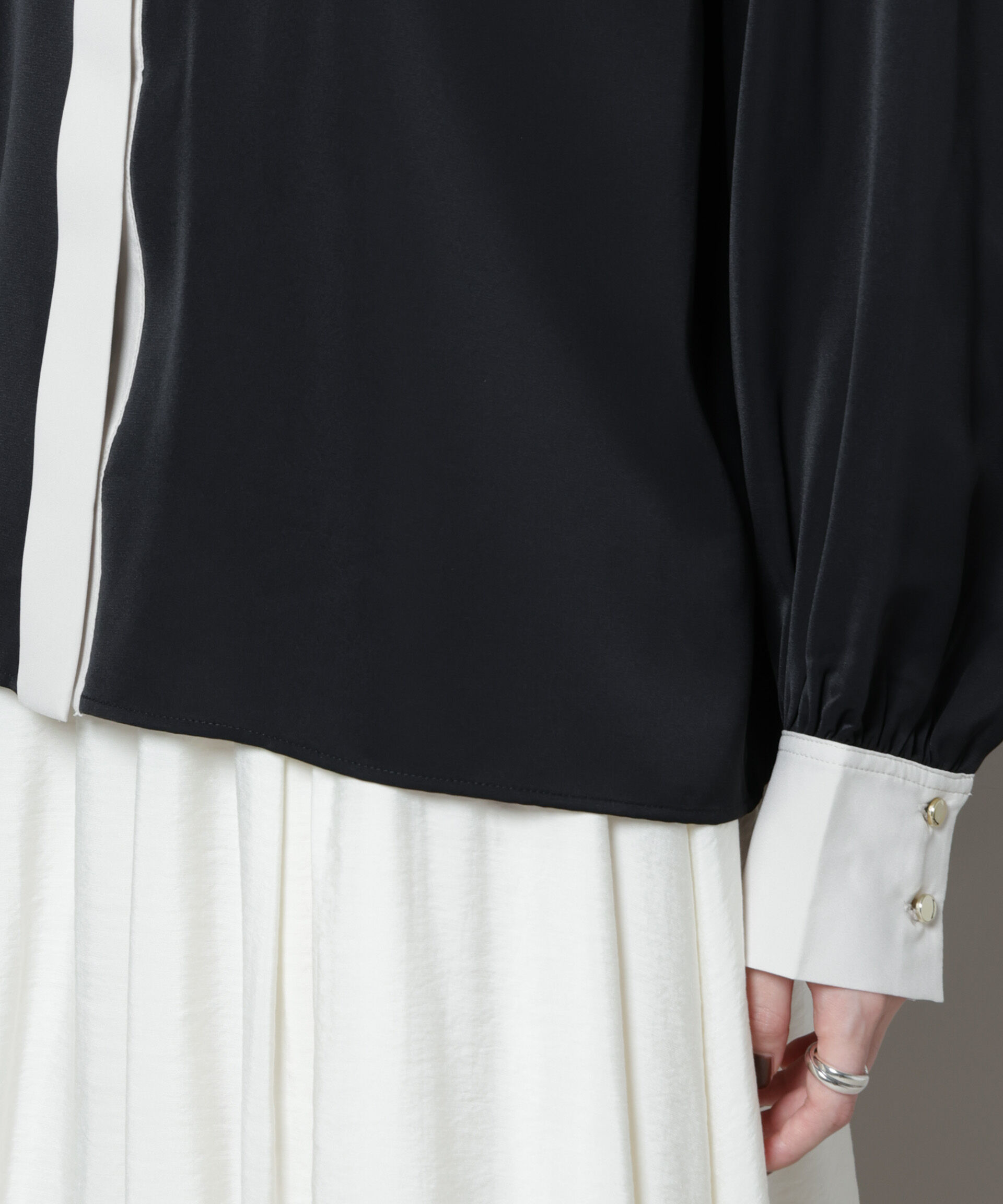 nano･universe「バイカラーデザインブラウス」|シャツ・ブラウス|