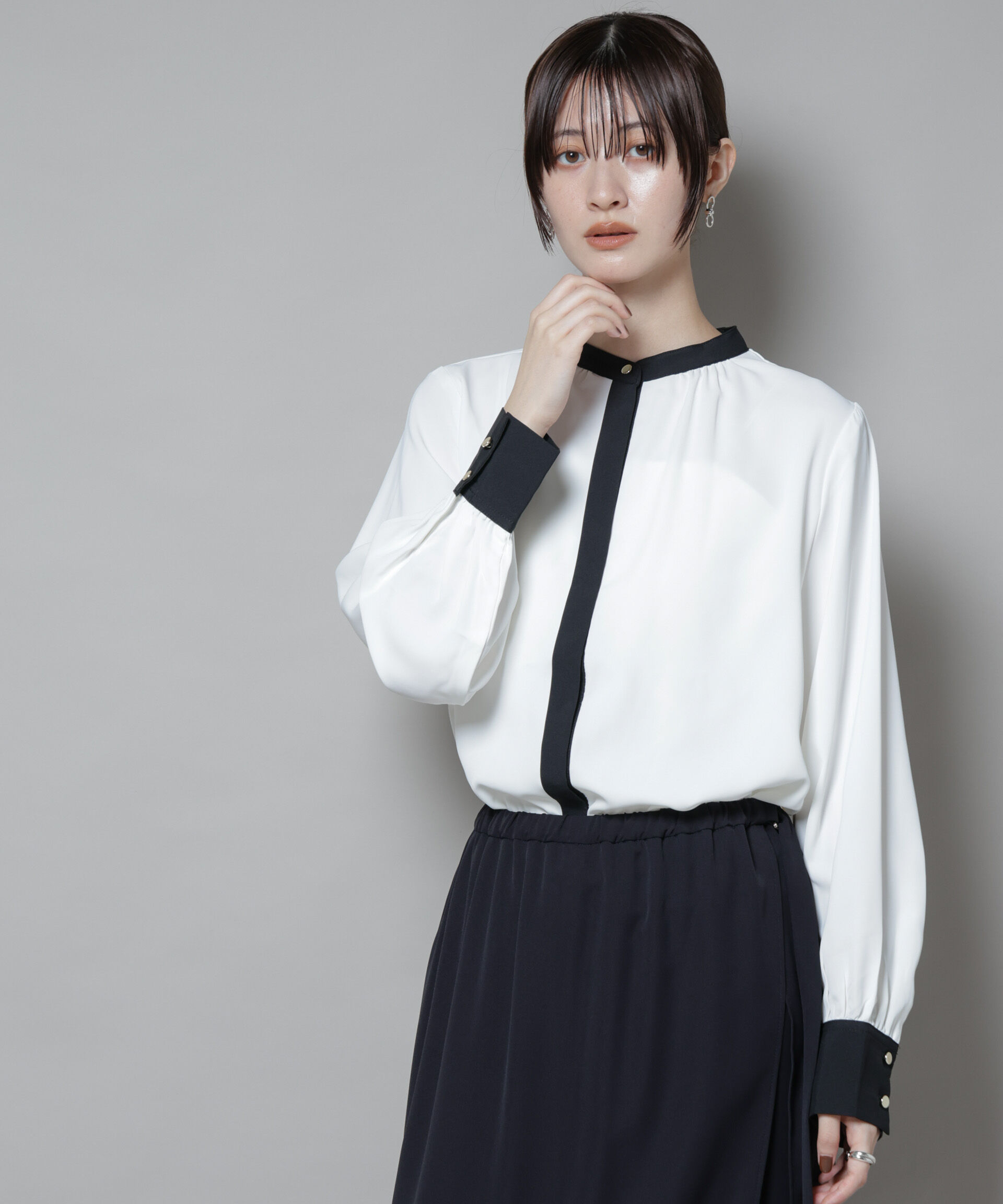 nano･universe「バイカラーデザインブラウス」|シャツ・ブラウス|