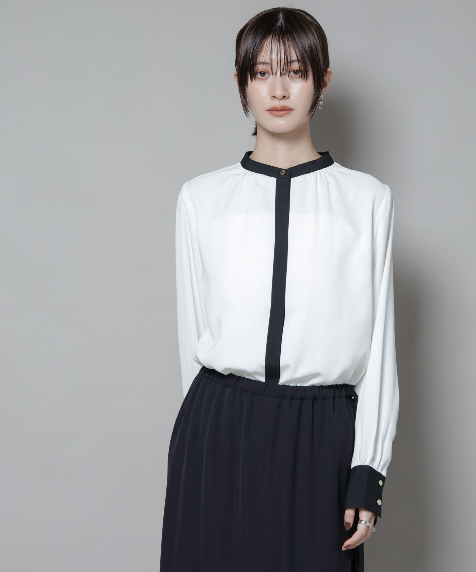 nano･universe「バイカラーデザインブラウス」|シャツ・ブラウス|