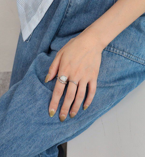 fredy emue「フェイクストーンメタルコンビリング」|リング|ホワイト