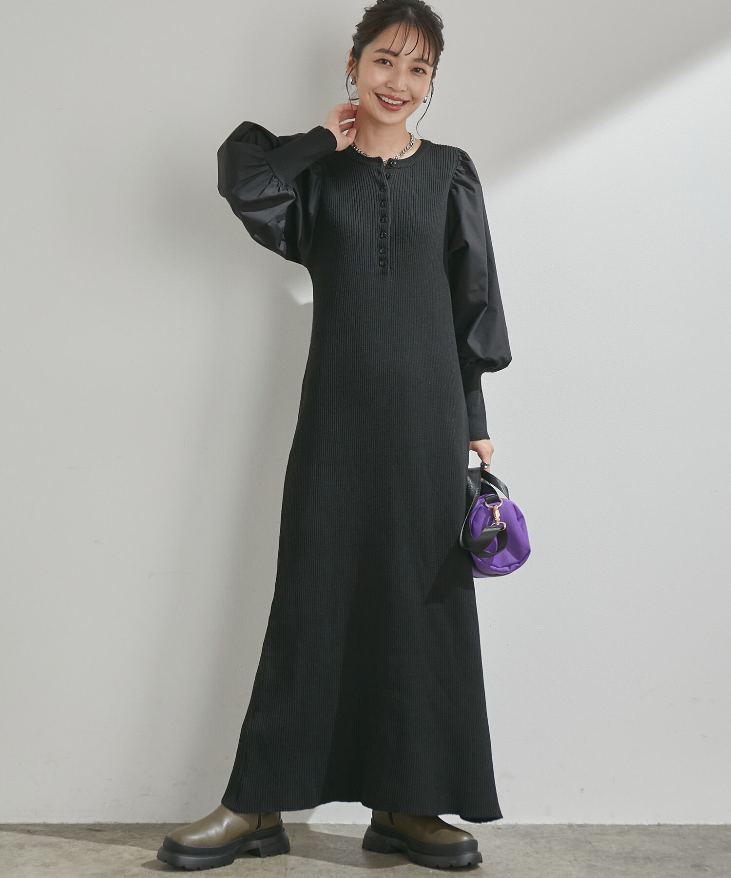 VIS「＜追加＞【一部カラー公式サイト・直営店舗限定】ボリュームスリーブ釦アクセントAラインニットワンピース」|ワンピース|