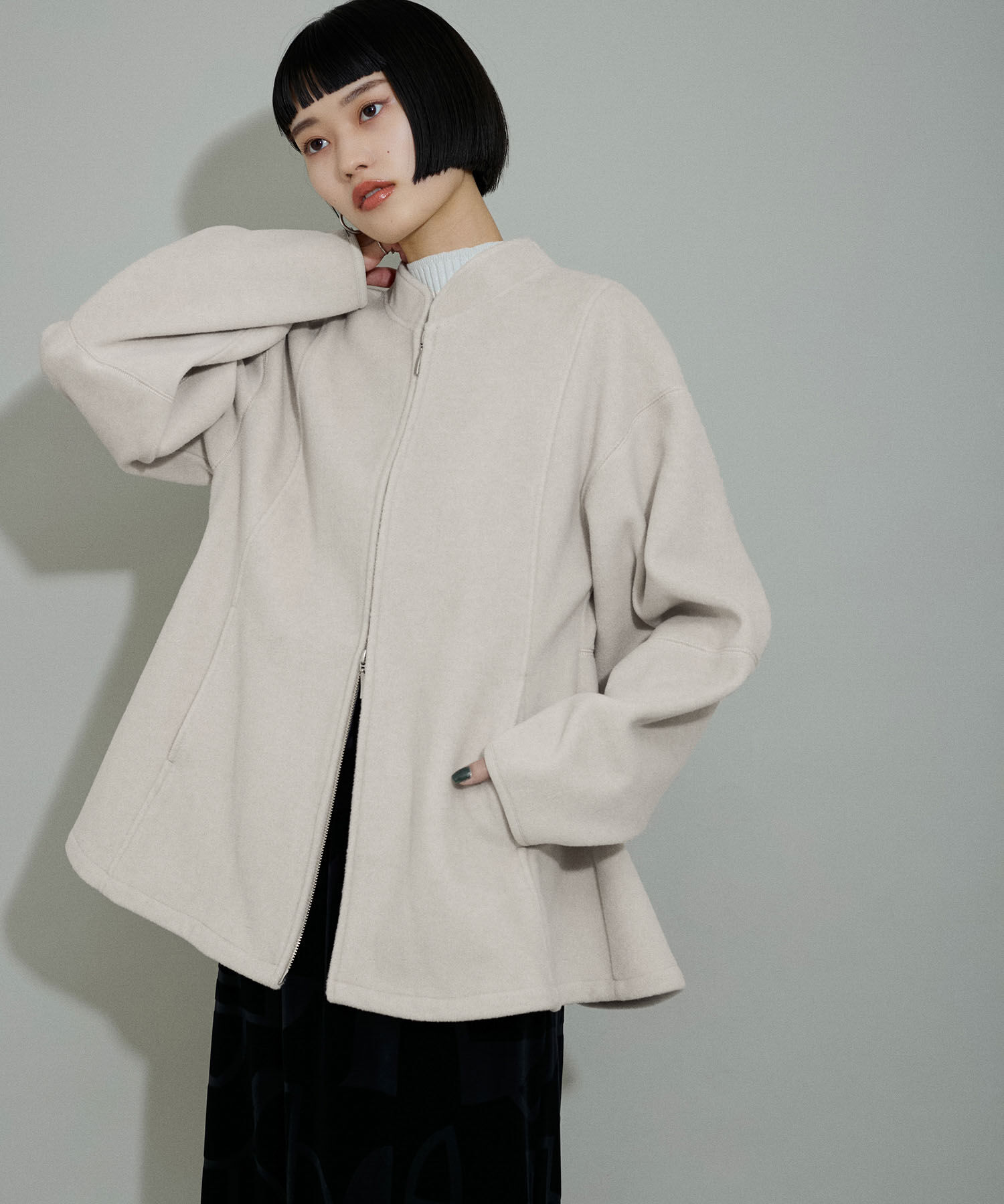 ADAM ET ROPE'「【WEB限定】圧縮ペプラムブルゾン」|ブルゾン・スタジャン|ライトグレー(08)