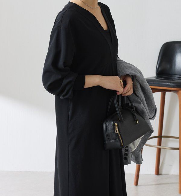  「ジャージVネックワンピース/セレモニー」|ワンピース|