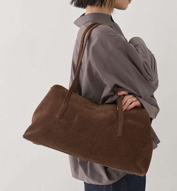 Rouge vif「【MAESTOSO/マエストソ】AURORA TOTE ポーチ付きレーザートート」|トートバッグ|チョコ